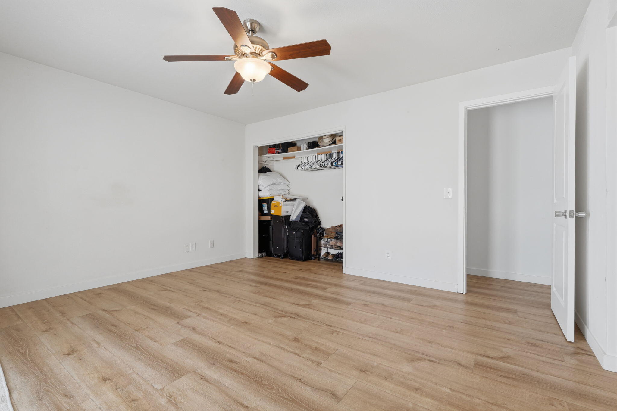 351 S Cornucopia Rd, Exeter, CA 93221