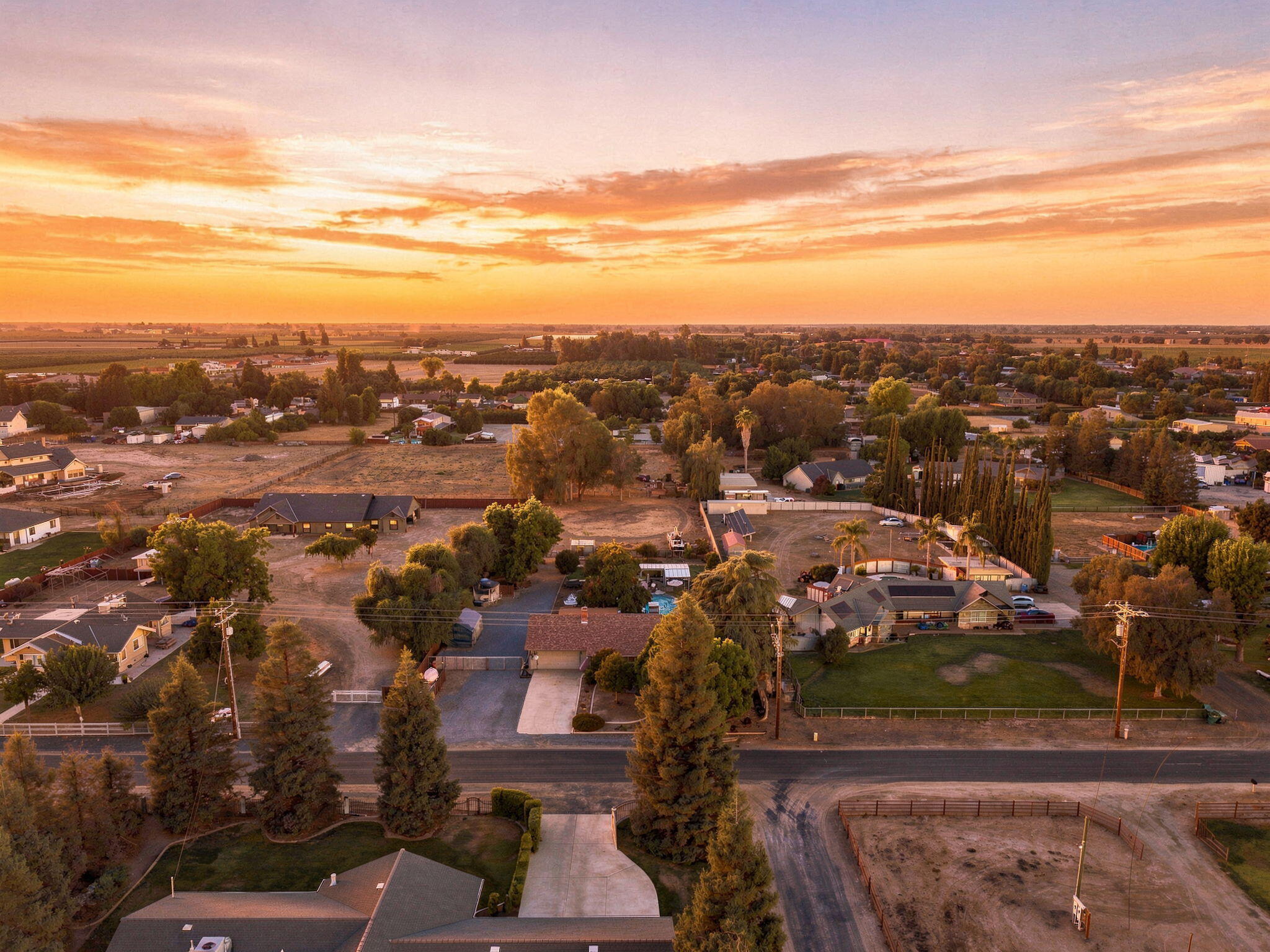 351 S Cornucopia Rd, Exeter, CA 93221