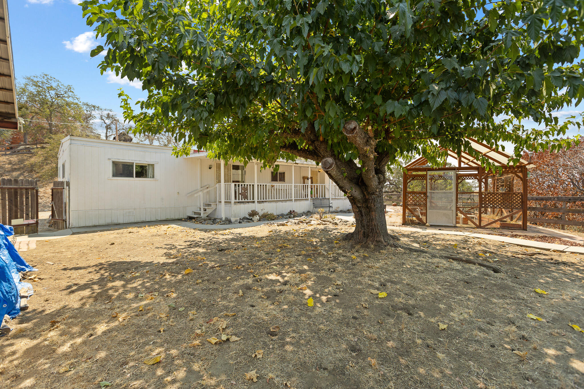 47735 Thunderhill Ln, Yokuts Valley, CA 93675