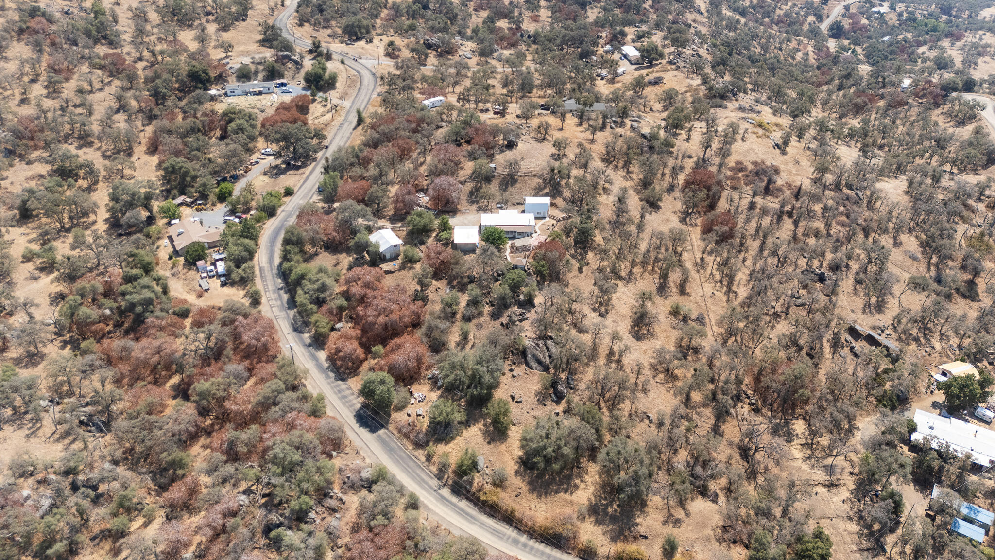47735 Thunderhill Ln, Yokuts Valley, CA 93675