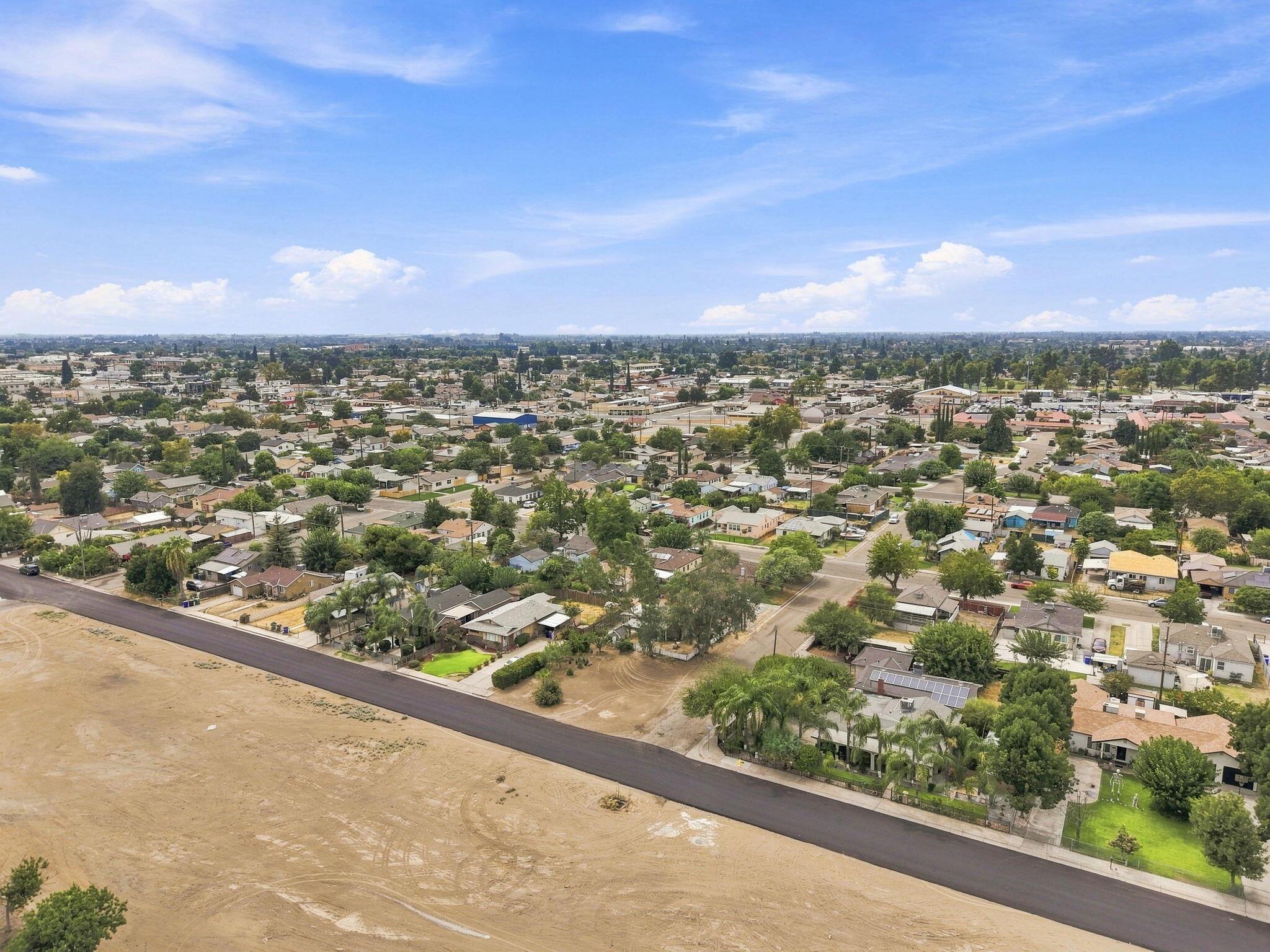 655 N 4th St, Porterville, CA 93257