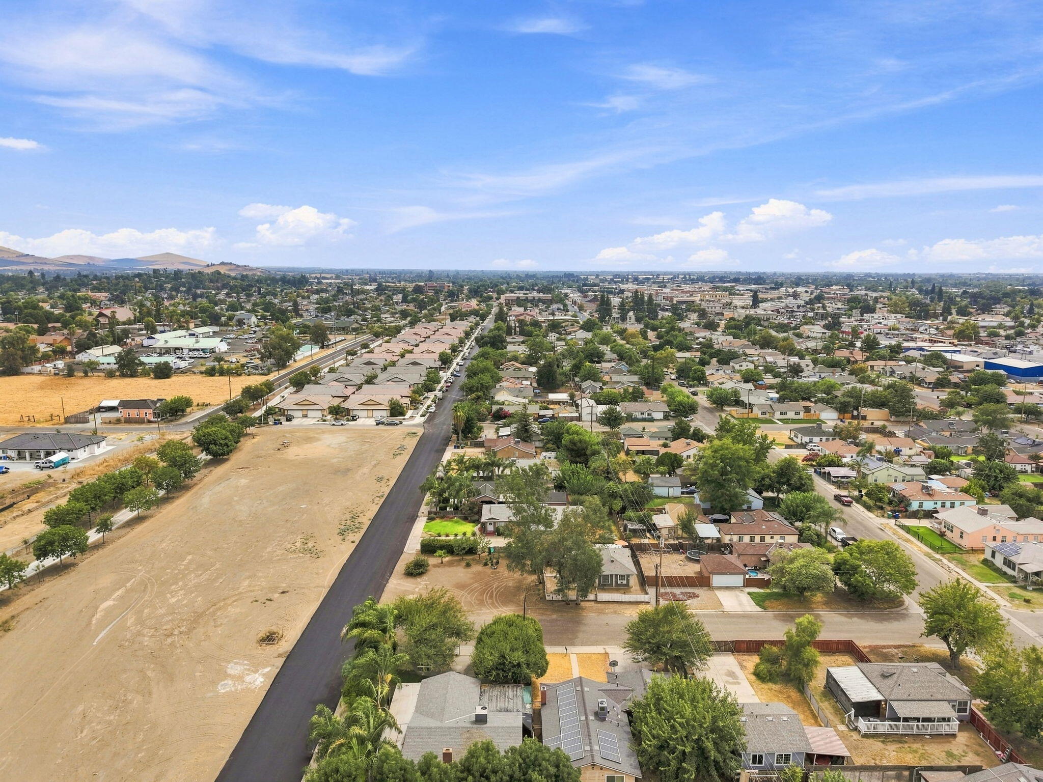655 N 4th St, Porterville, CA 93257