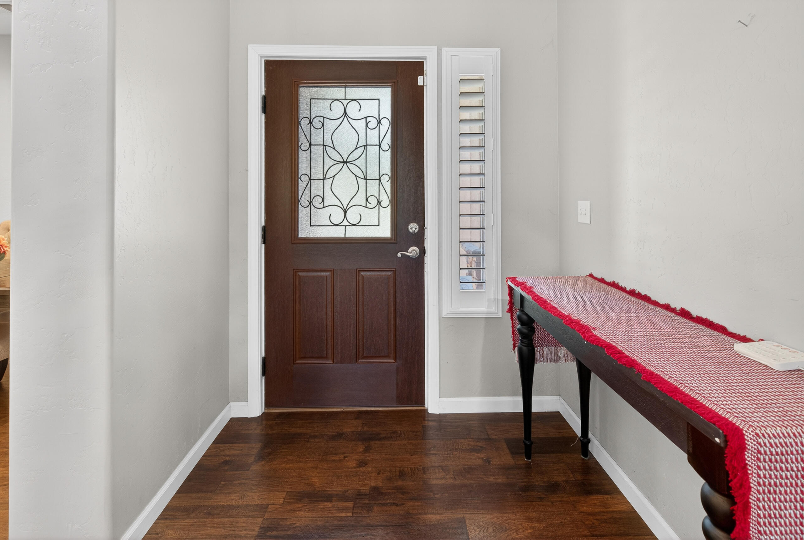 2113 S Columbus Ct, Visalia, CA 93277