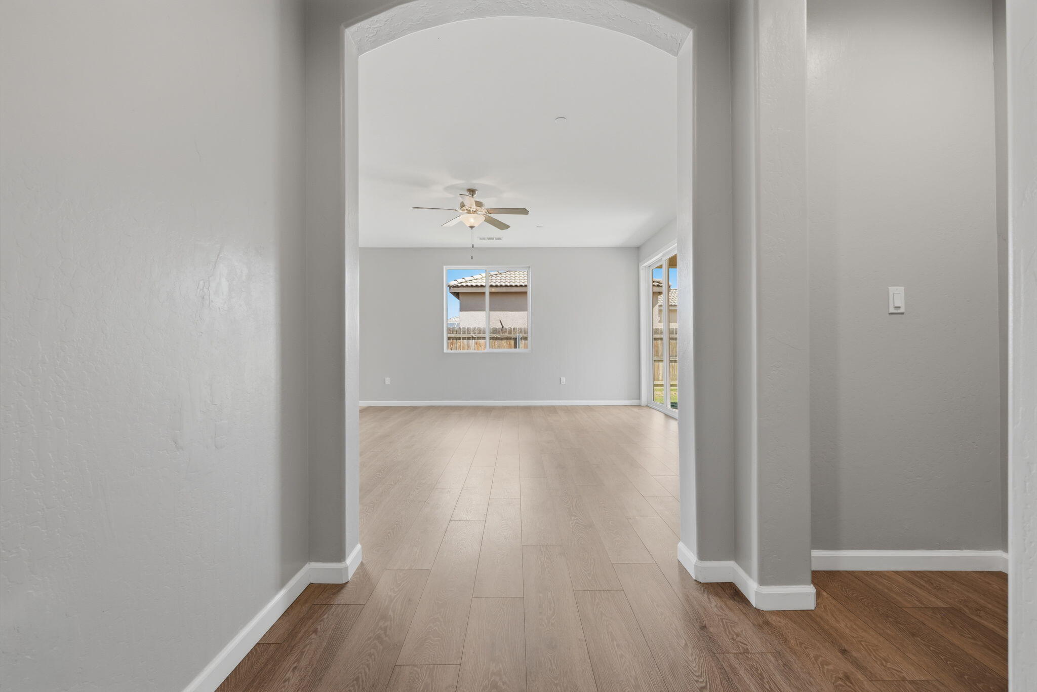 3289 Alexandria St, Tulare, CA 93274