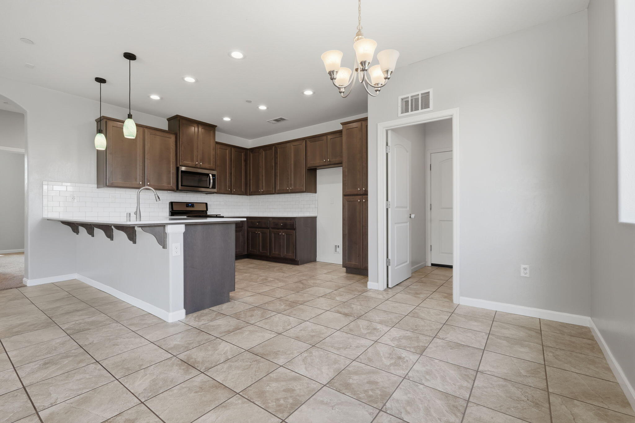 3289 Alexandria St, Tulare, CA 93274