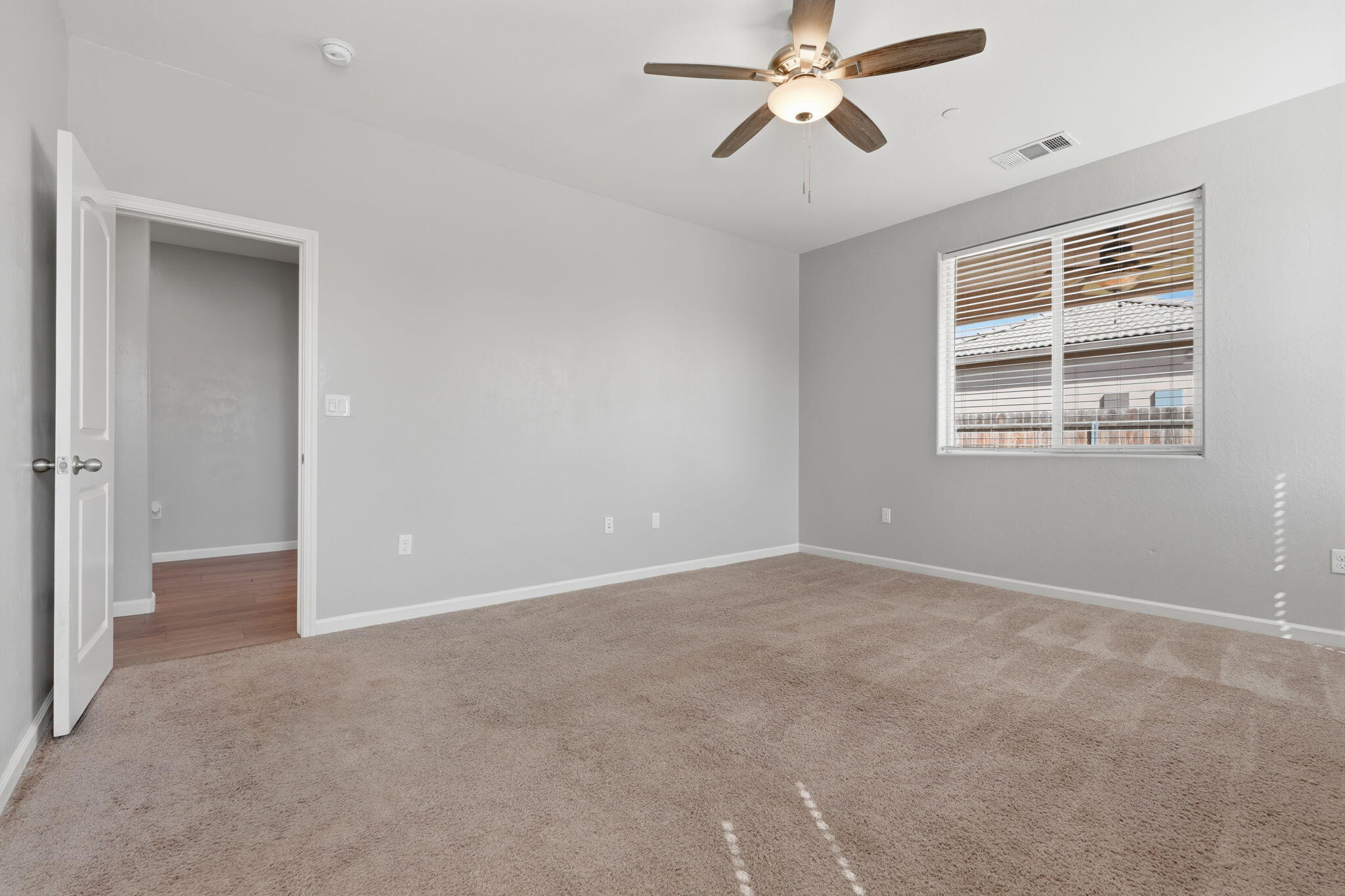 3289 Alexandria St, Tulare, CA 93274