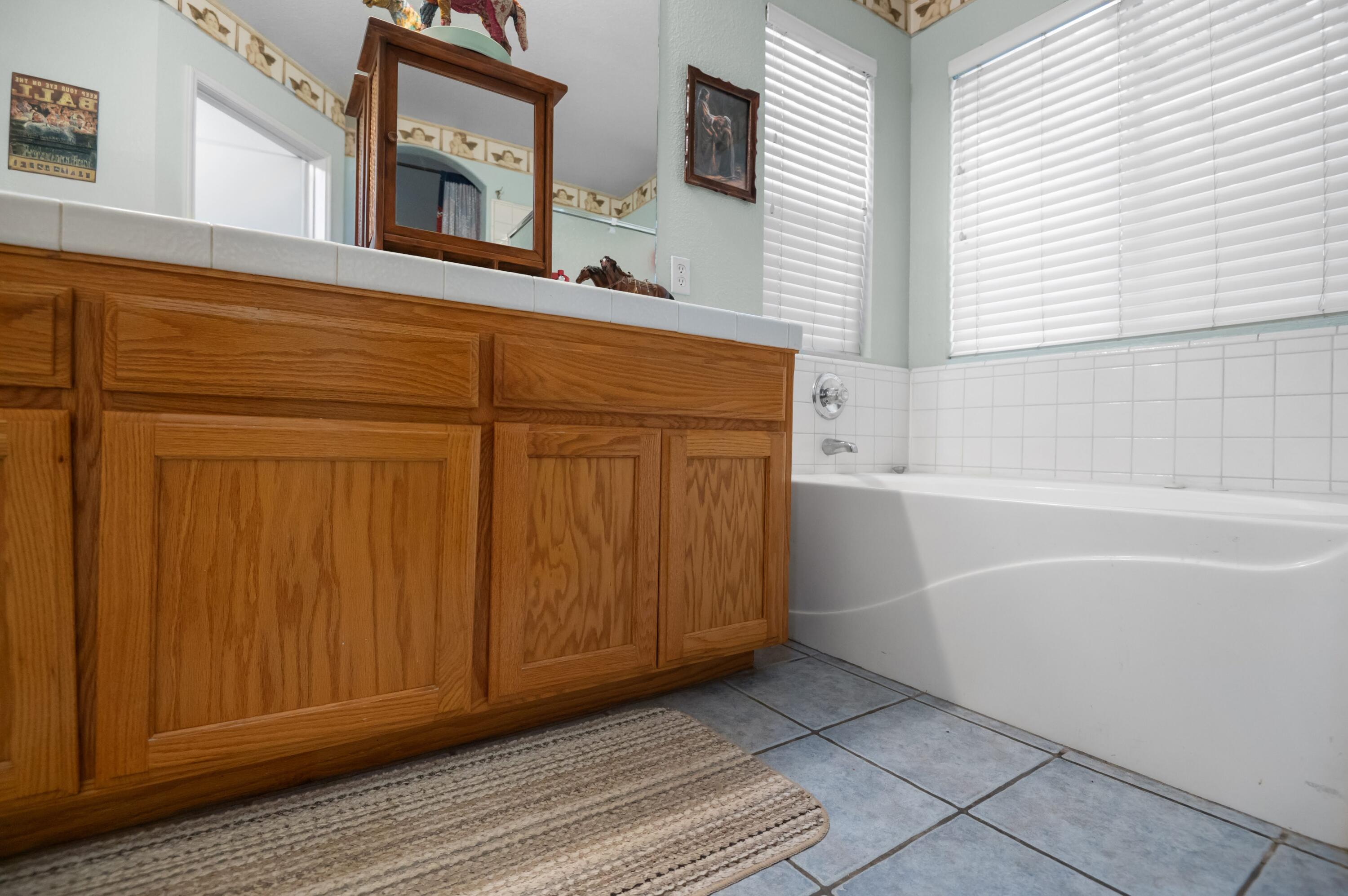 4744 W James Ct, Visalia, CA 93277