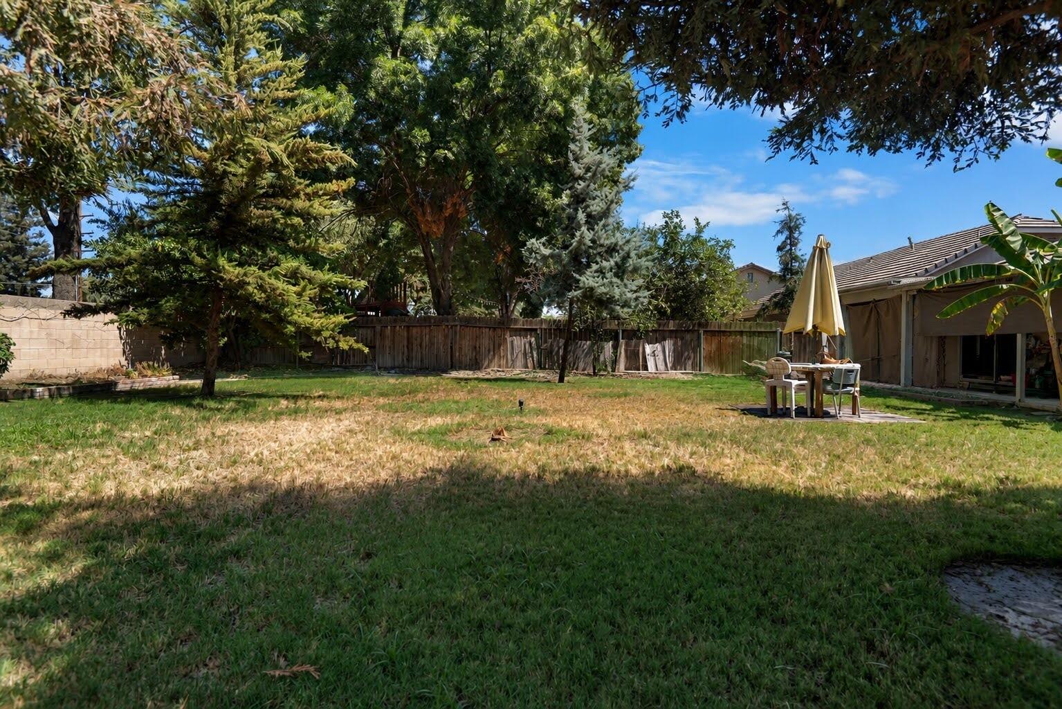 4744 W James Ct, Visalia, CA 93277