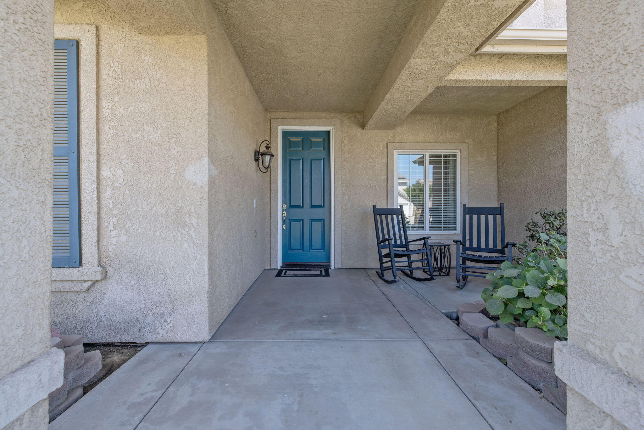 615 W Loyola Ave, Visalia, CA 93277