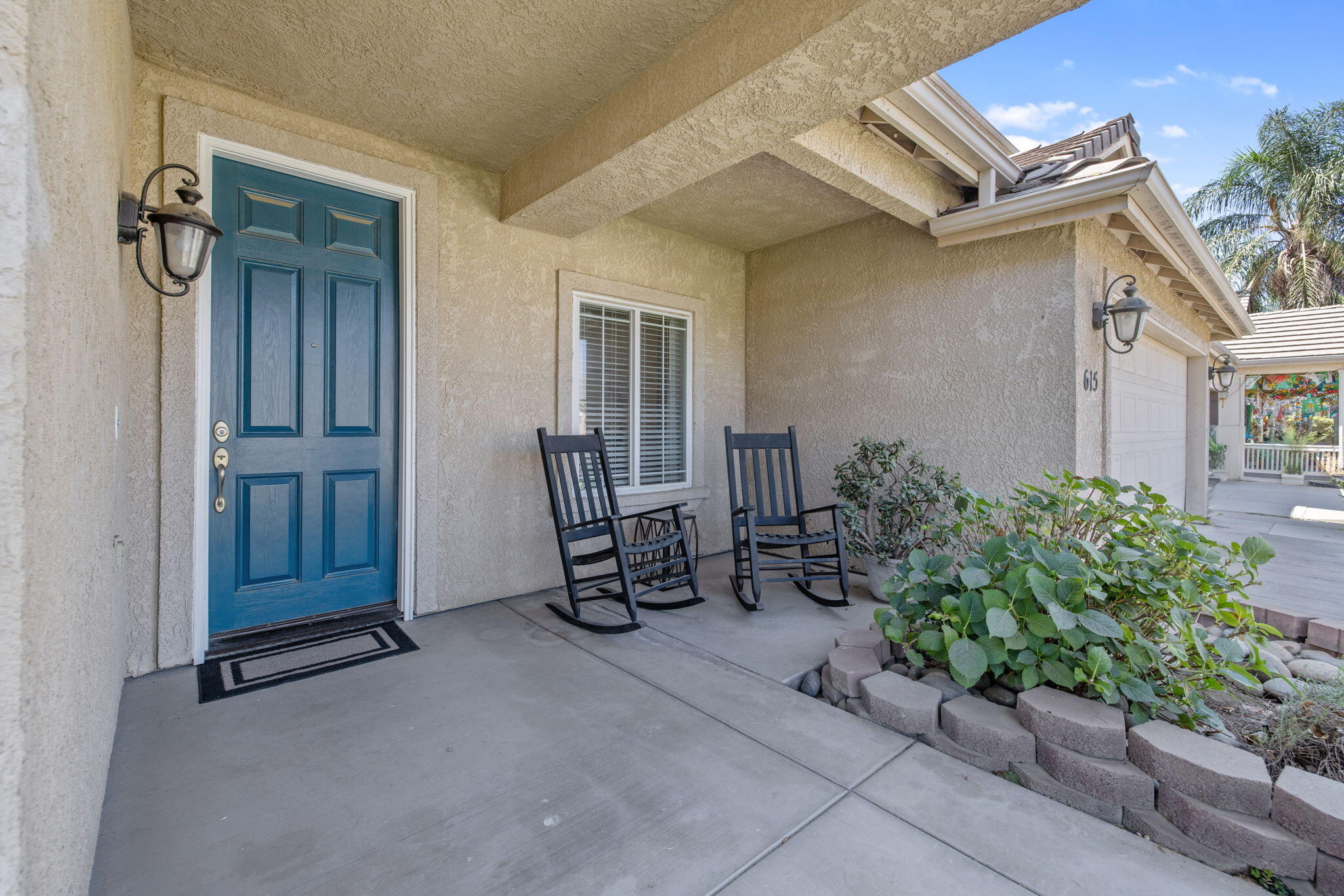 615 W Loyola Ave, Visalia, CA 93277