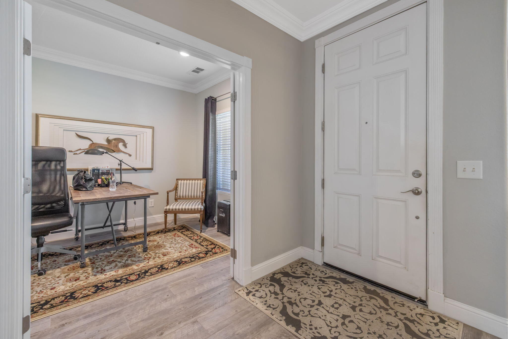 615 W Loyola Ave, Visalia, CA 93277