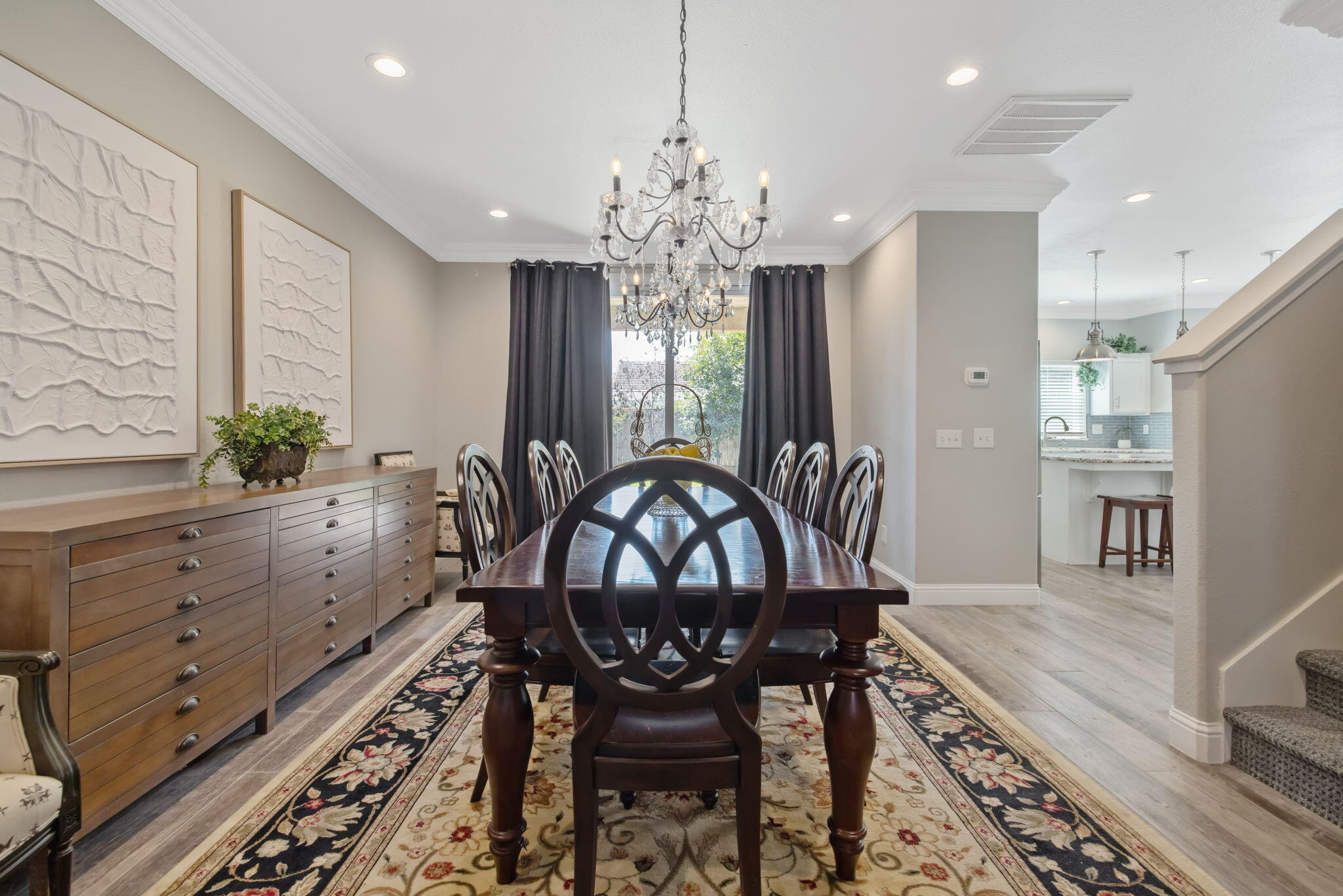 615 W Loyola Ave, Visalia, CA 93277