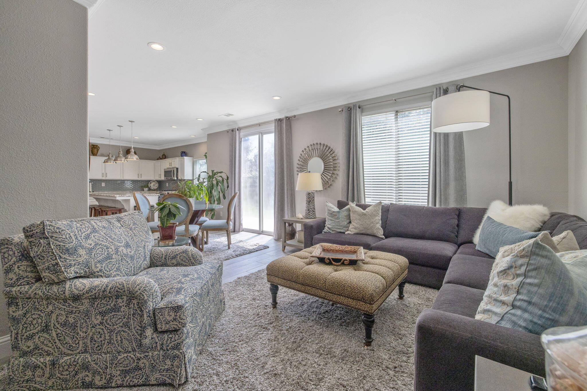 615 W Loyola Ave, Visalia, CA 93277