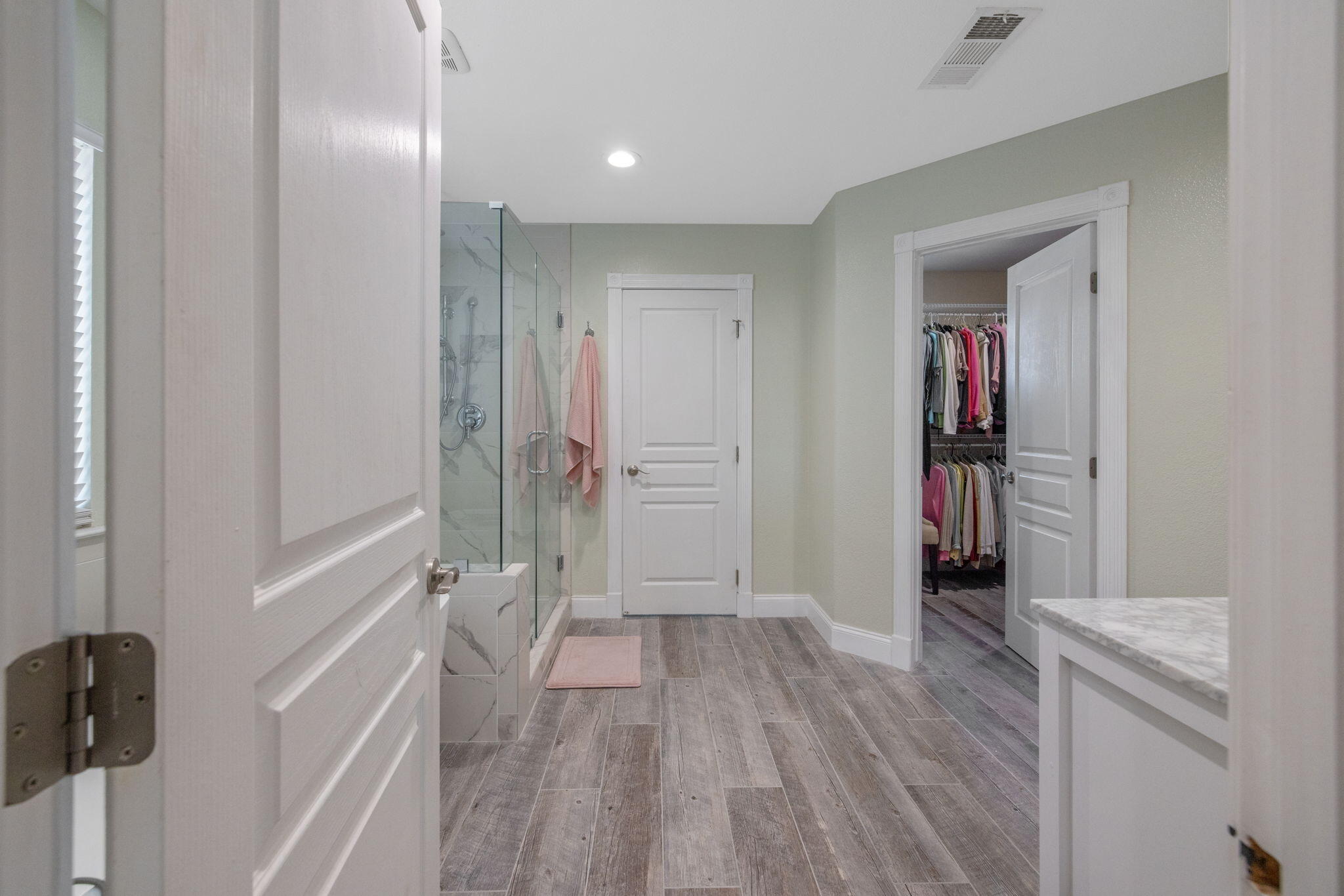 615 W Loyola Ave, Visalia, CA 93277