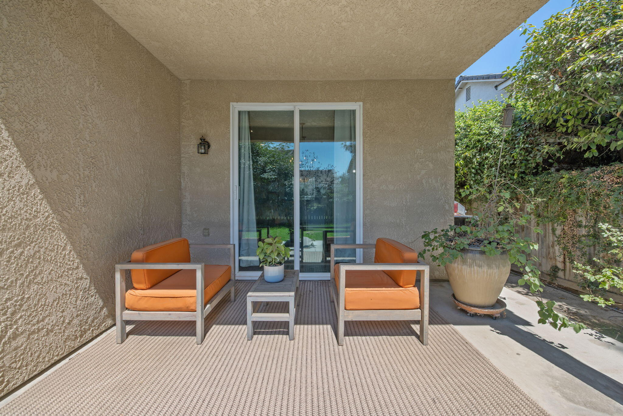 615 W Loyola Ave, Visalia, CA 93277