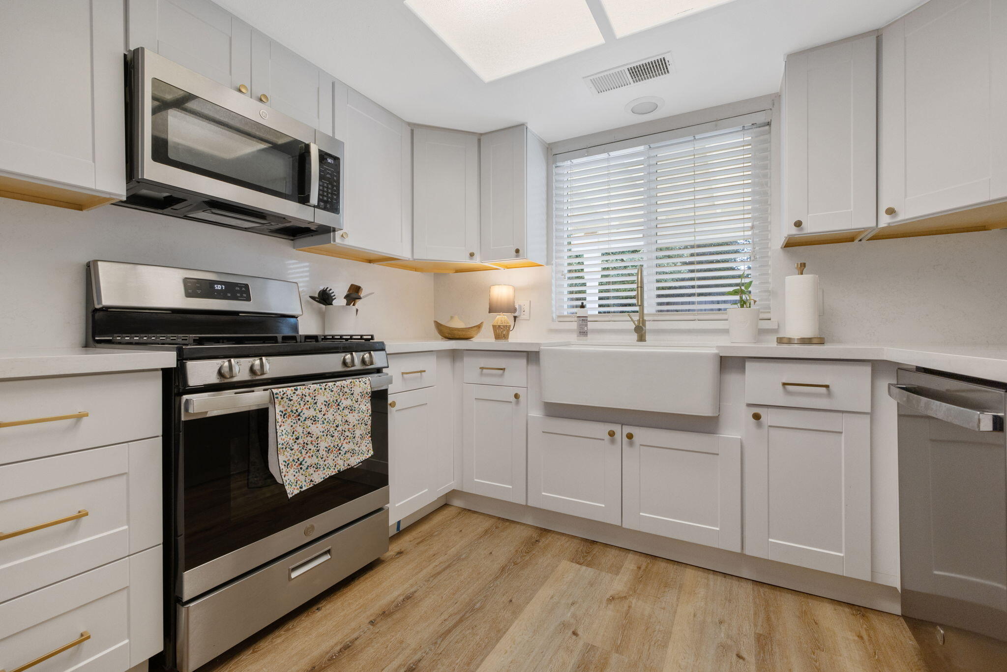 4519 W Feemster Ave, Visalia, CA 93277