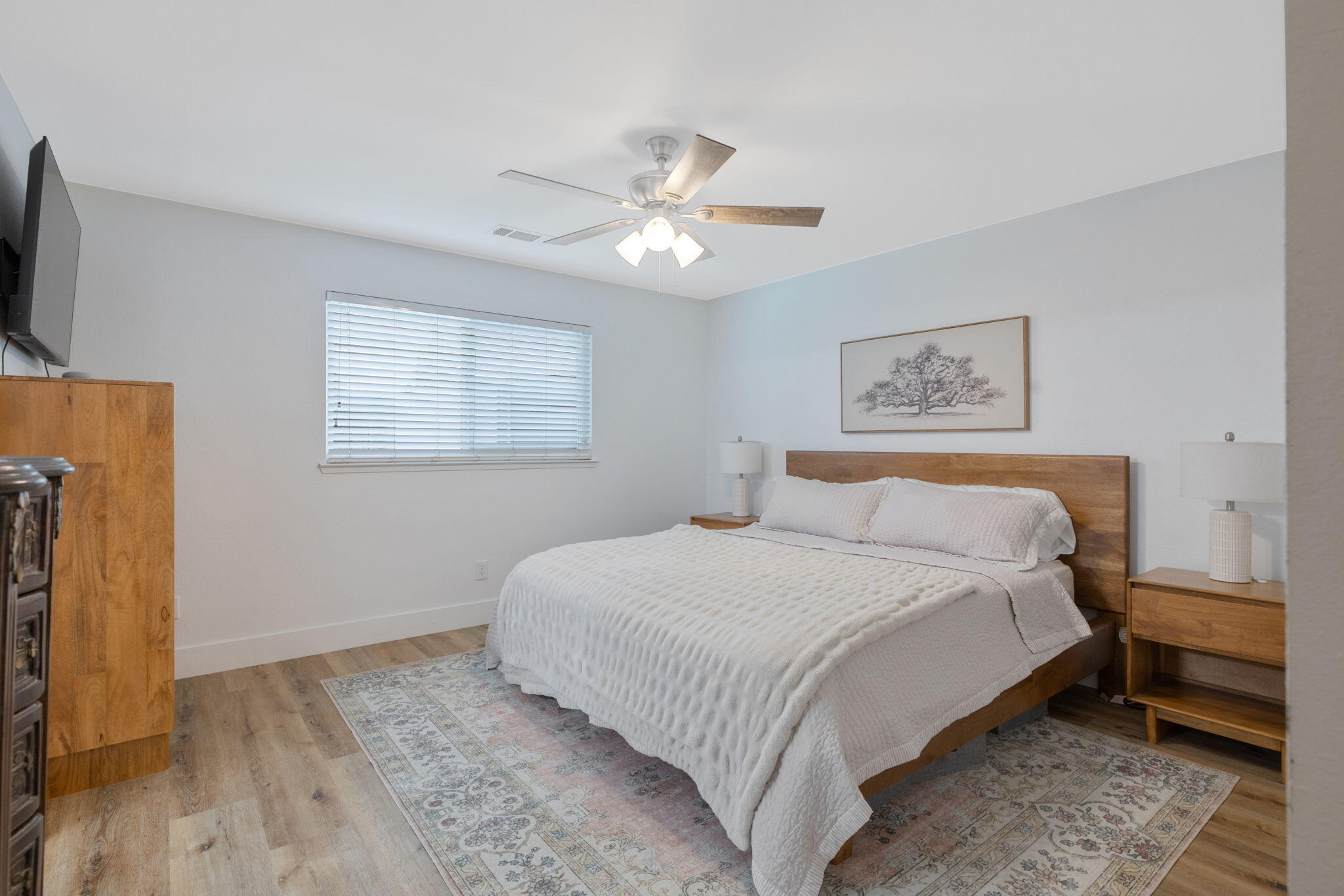 4519 W Feemster Ave, Visalia, CA 93277