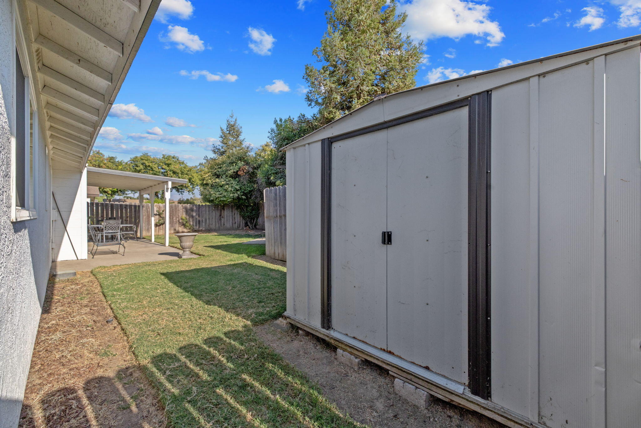 4519 W Feemster Ave, Visalia, CA 93277