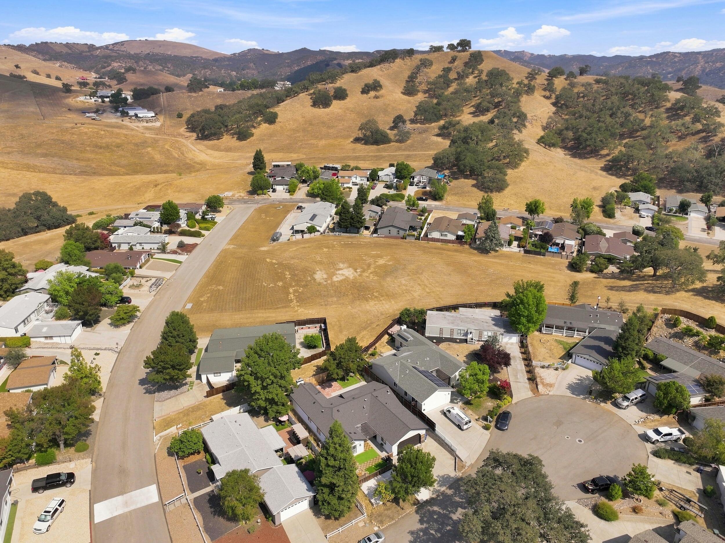 4164 Hackney Way, Paso Robles, CA 93446
