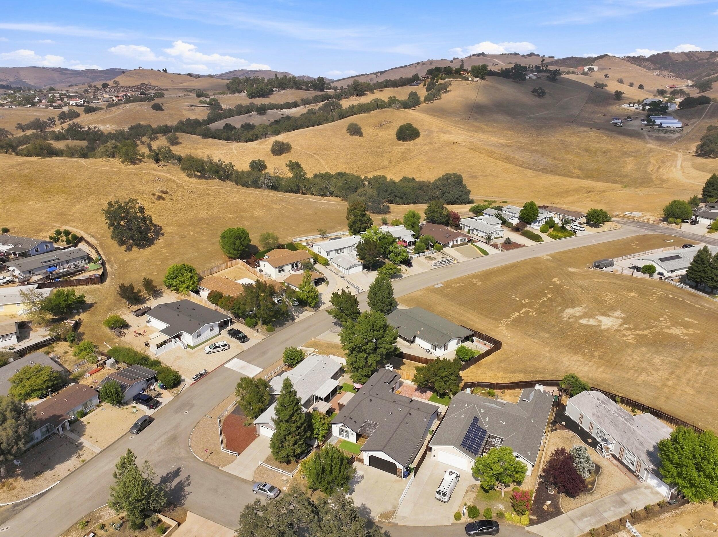 4164 Hackney Way, Paso Robles, CA 93446