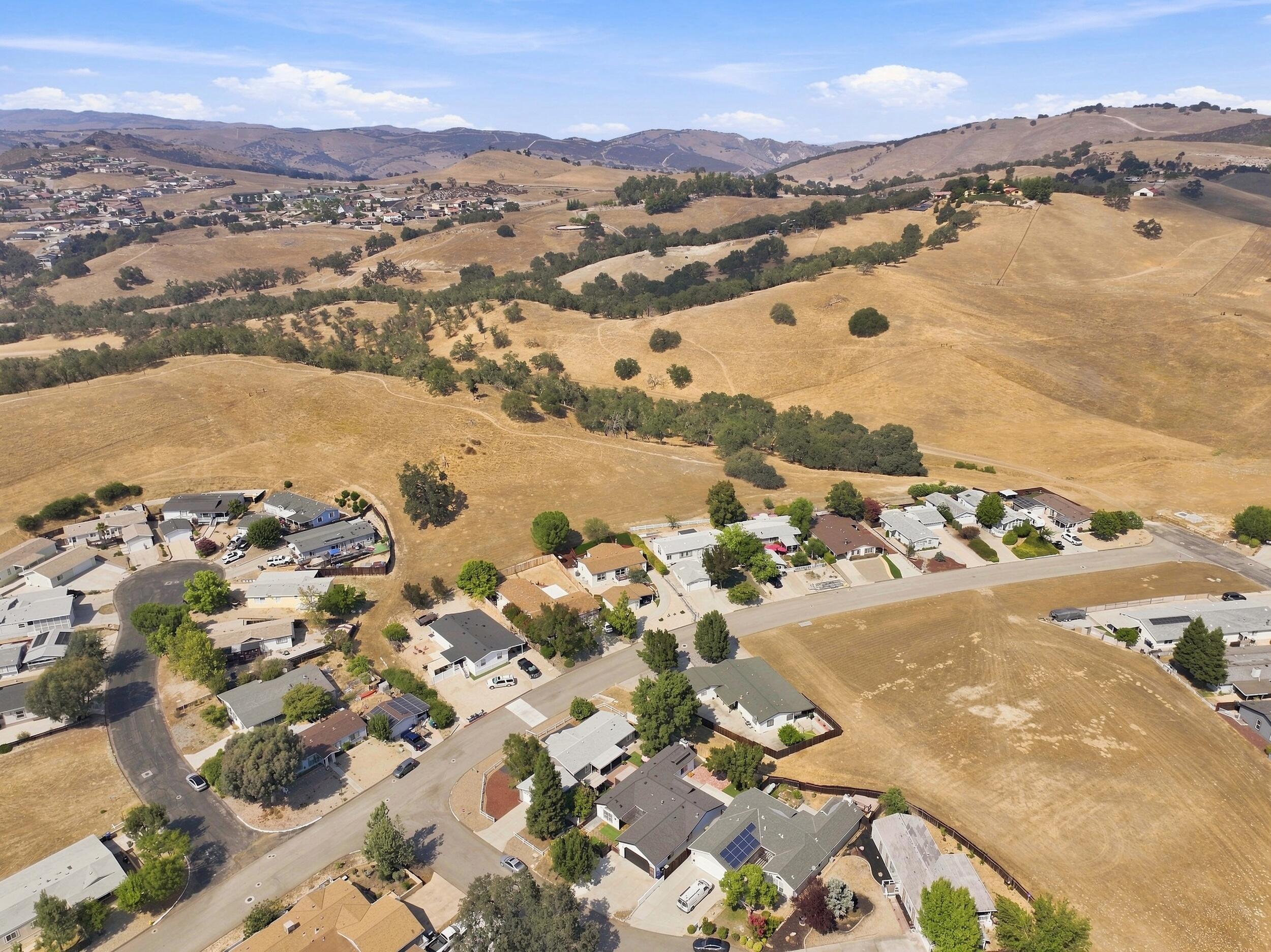 4164 Hackney Way, Paso Robles, CA 93446