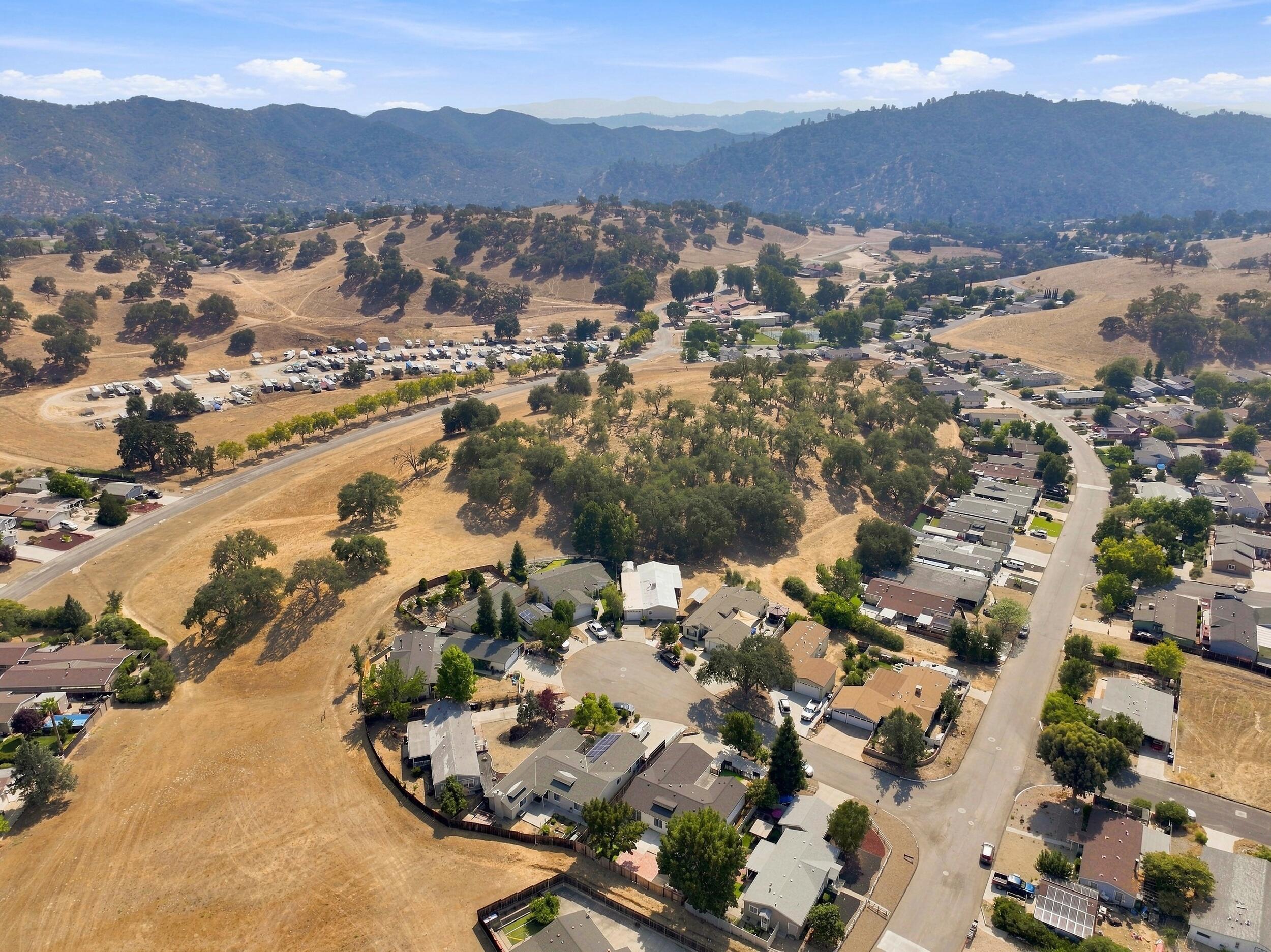 4164 Hackney Way, Paso Robles, CA 93446