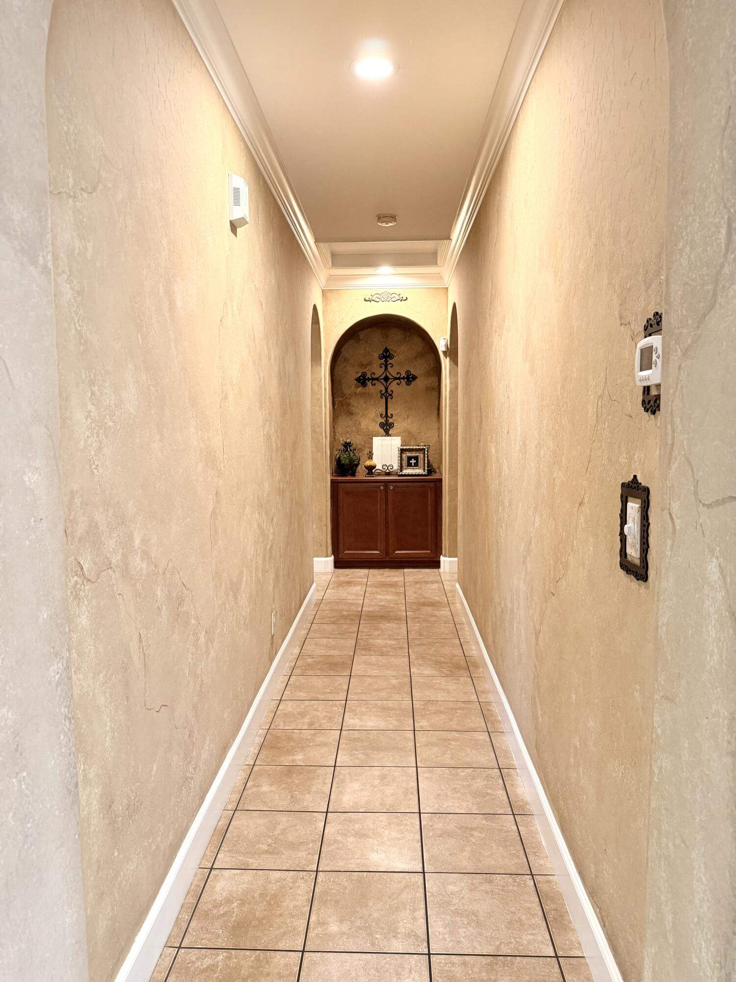 3216 W Buena Vista Ave, Visalia, CA 93291