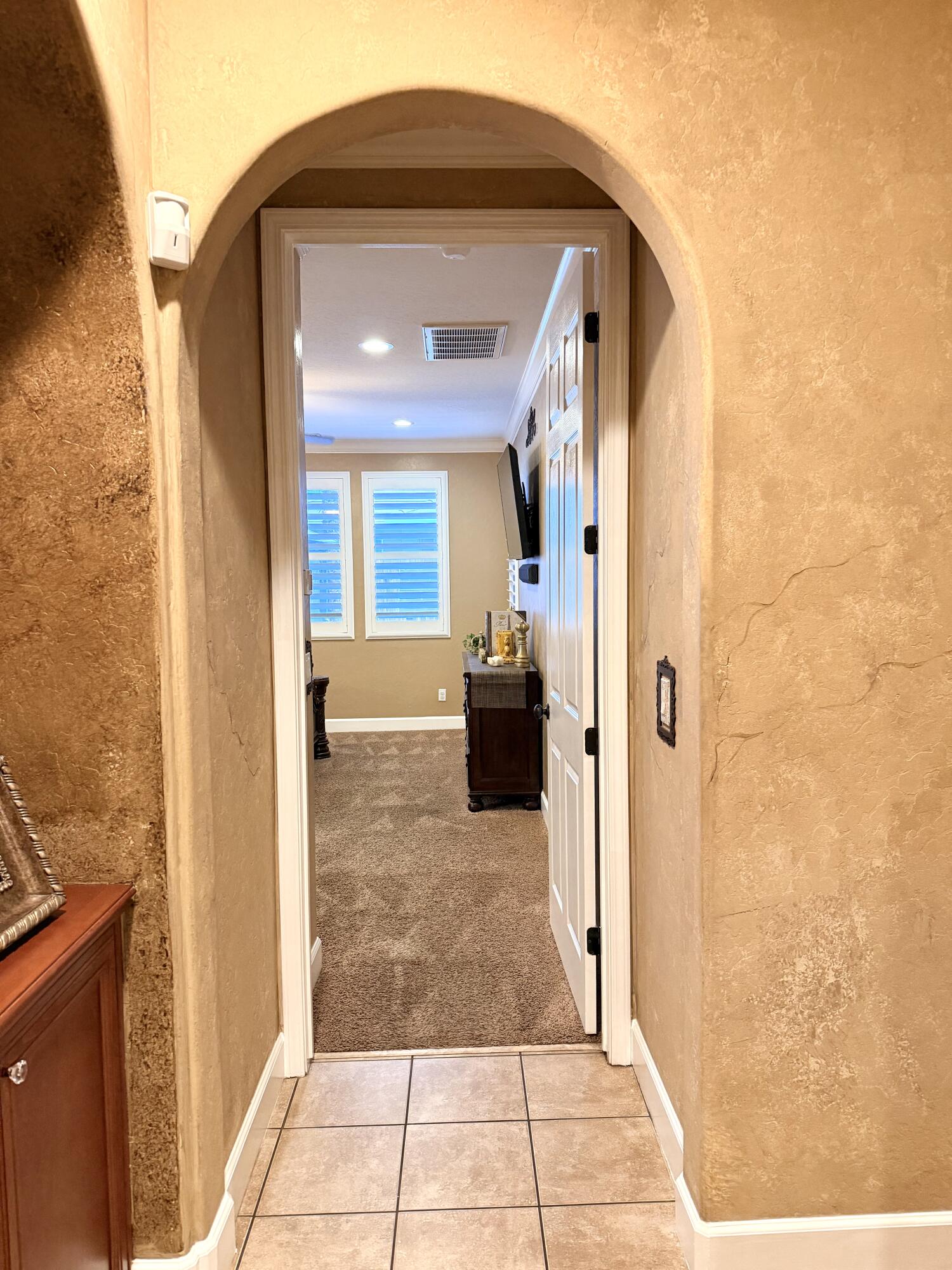 3216 W Buena Vista Ave, Visalia, CA 93291
