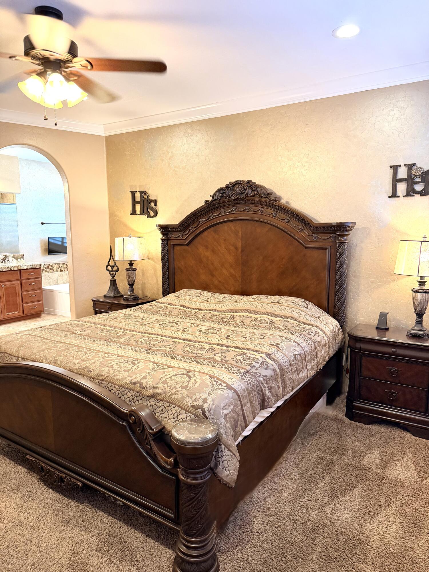 3216 W Buena Vista Ave, Visalia, CA 93291