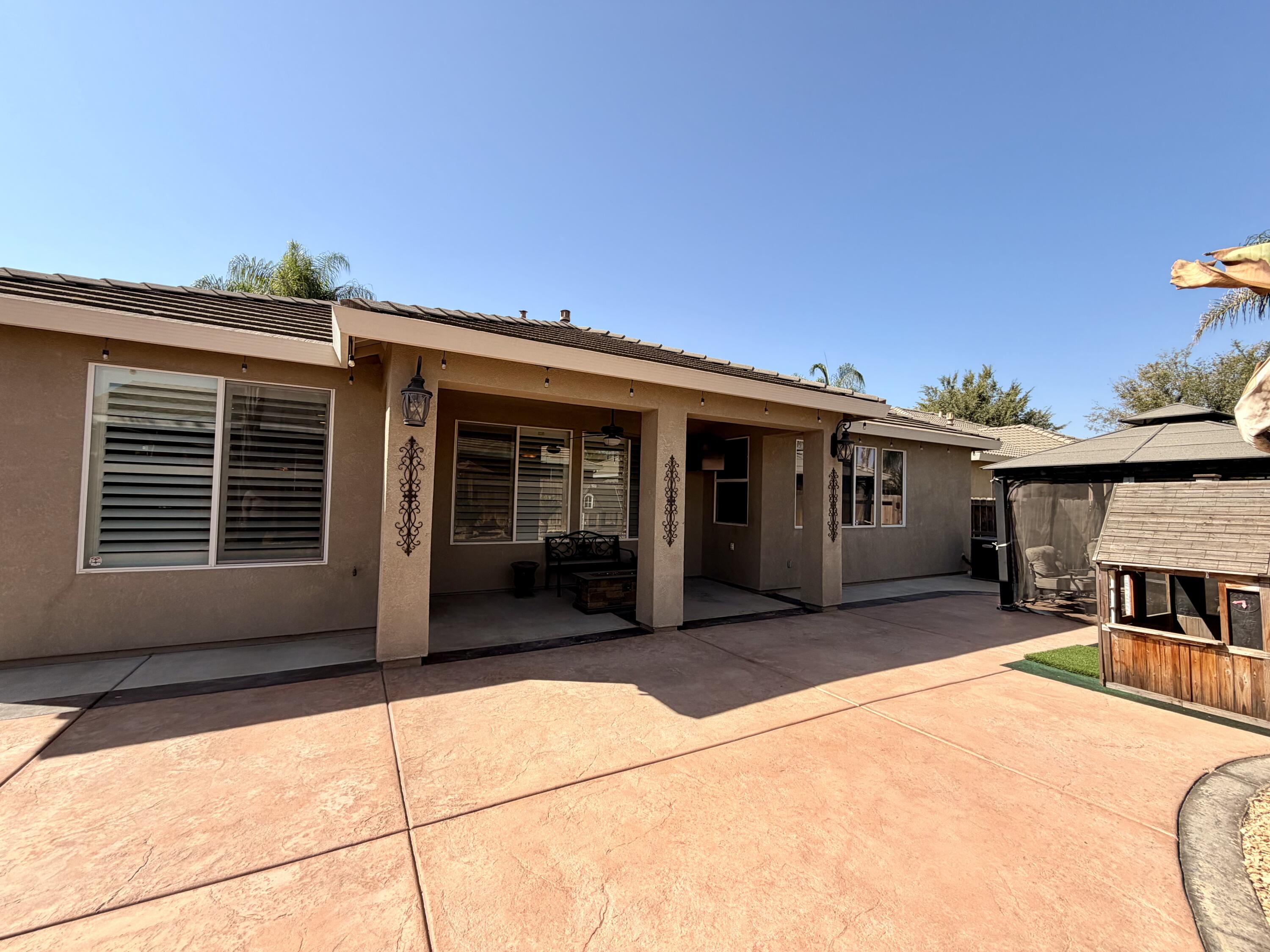 3216 W Buena Vista Ave, Visalia, CA 93291