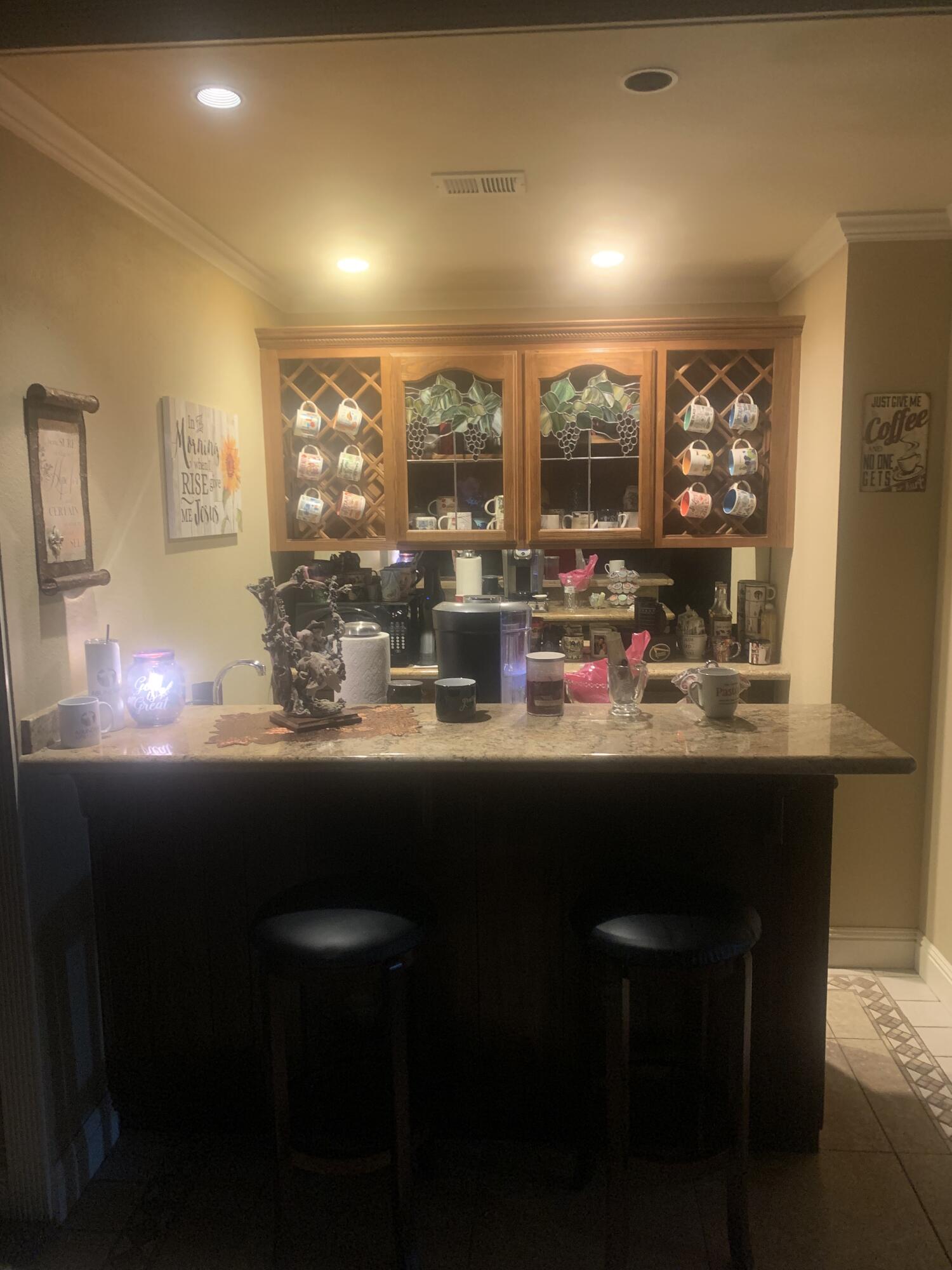 1602 E Avila Dr, Tulare, CA 93274