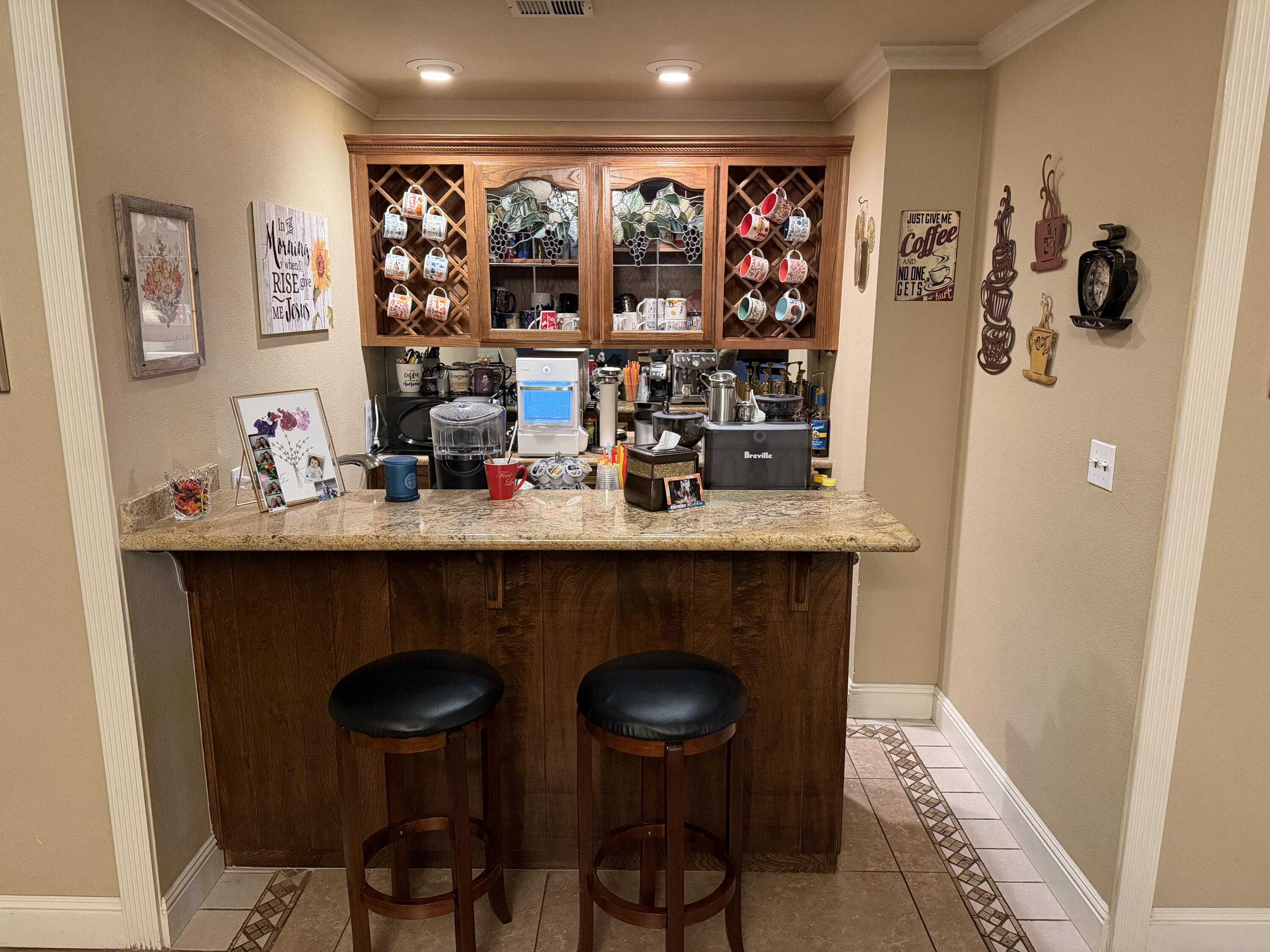 1602 E Avila Dr, Tulare, CA 93274