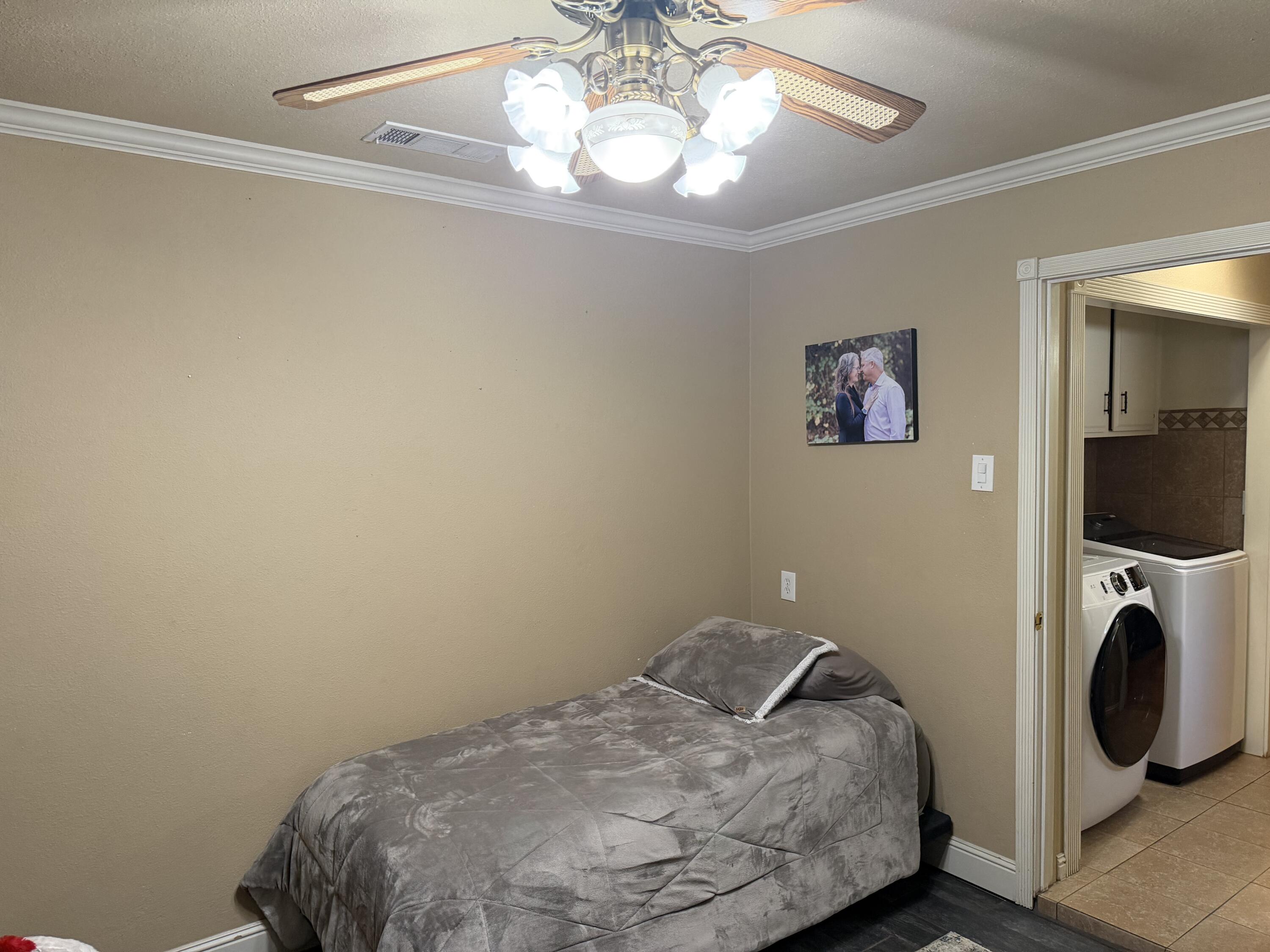 1602 E Avila Dr, Tulare, CA 93274