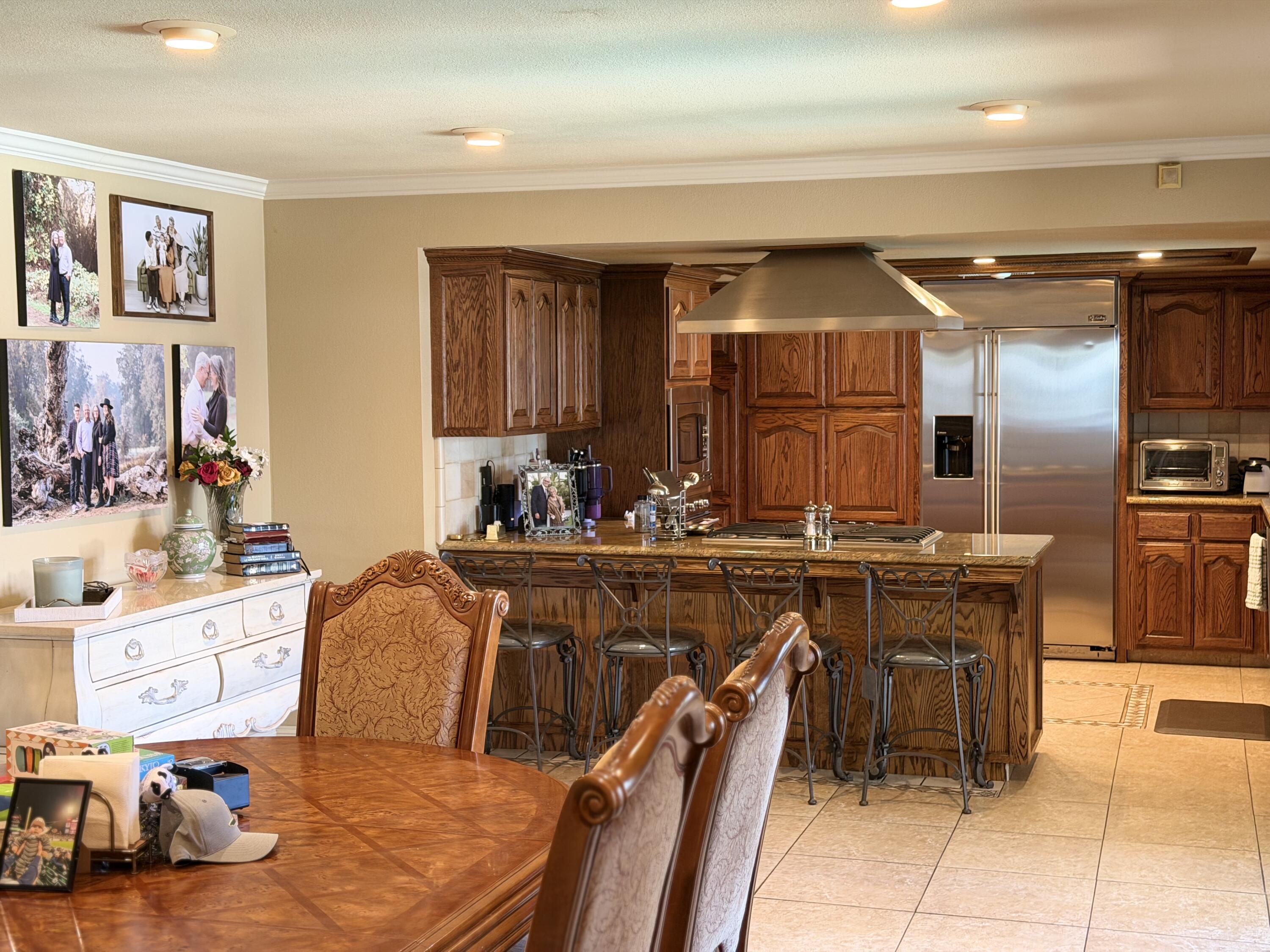 1602 E Avila Dr, Tulare, CA 93274