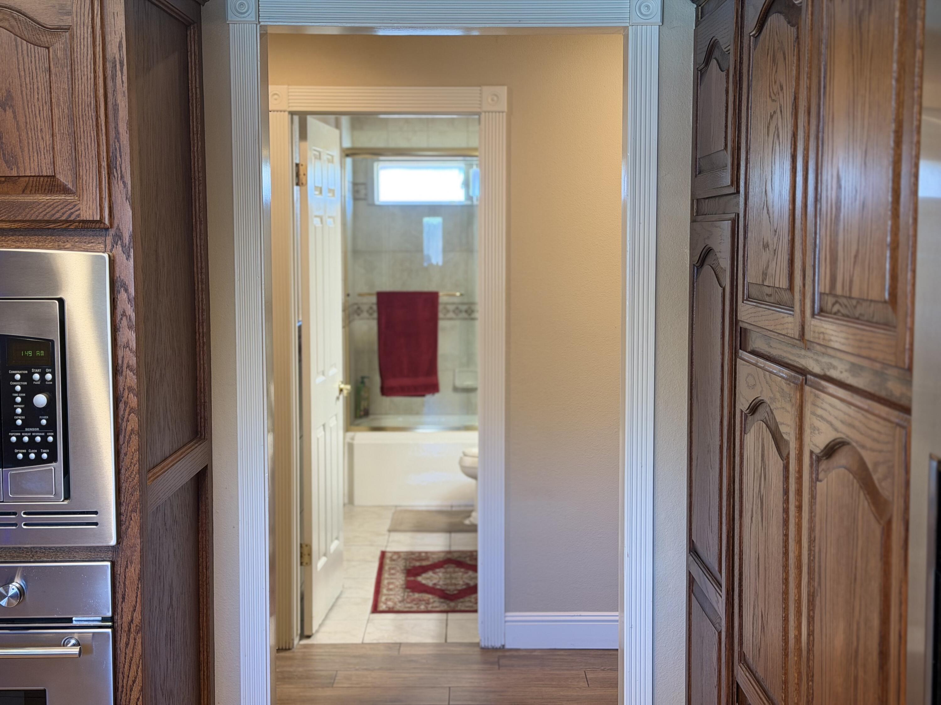 1602 E Avila Dr, Tulare, CA 93274