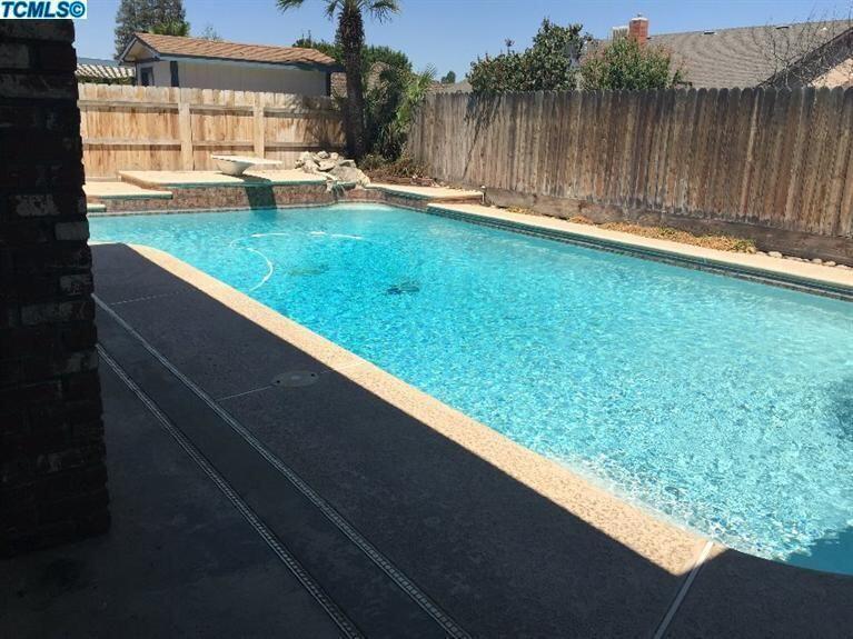 1602 E Avila Dr, Tulare, CA 93274
