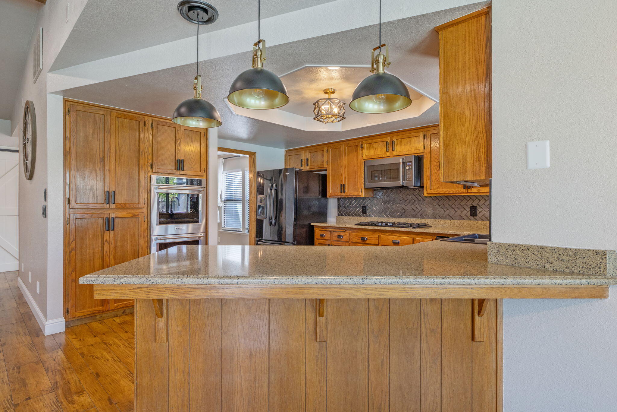 3118 W Dorothea Ave, Visalia, CA 93277