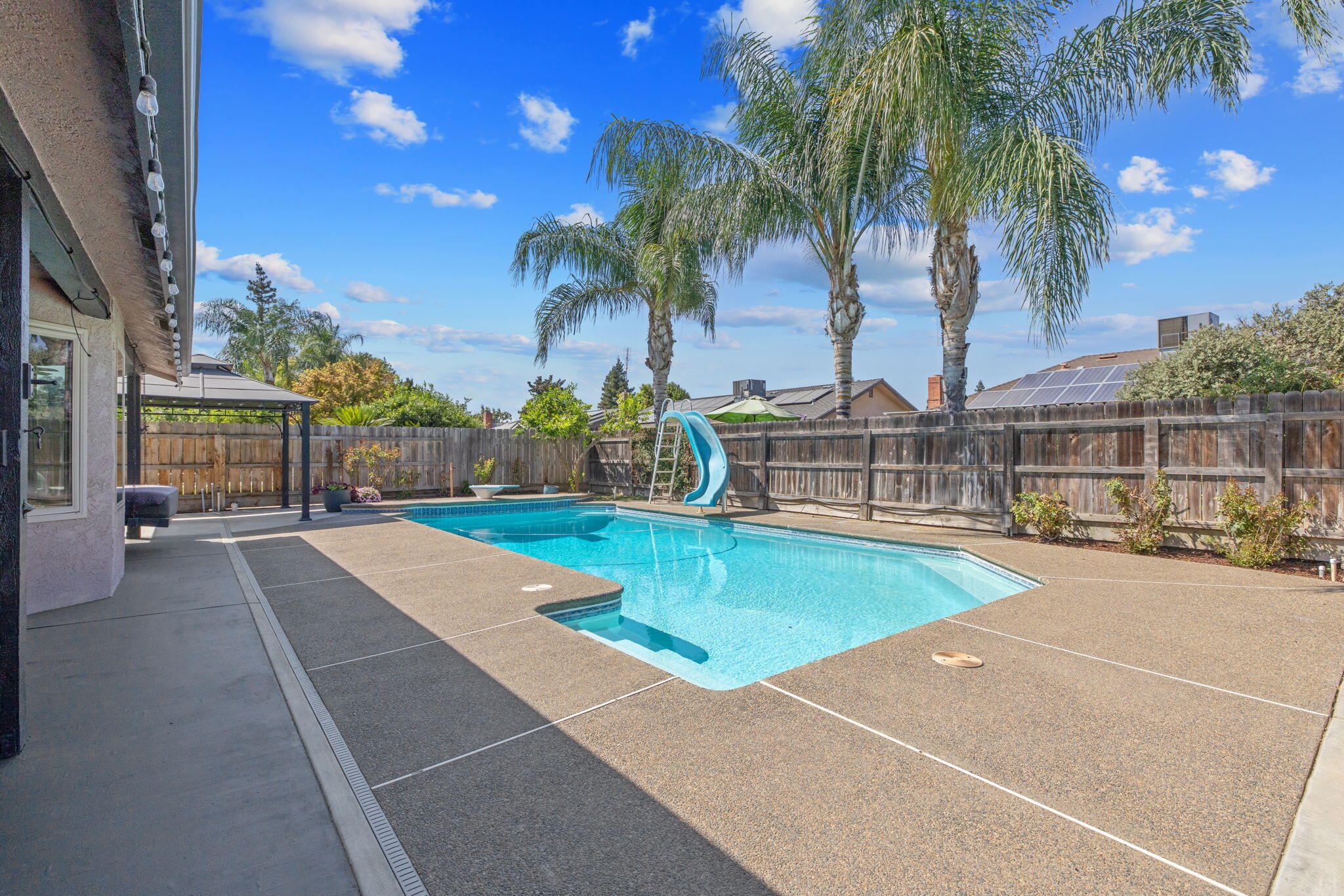3118 W Dorothea Ave, Visalia, CA 93277