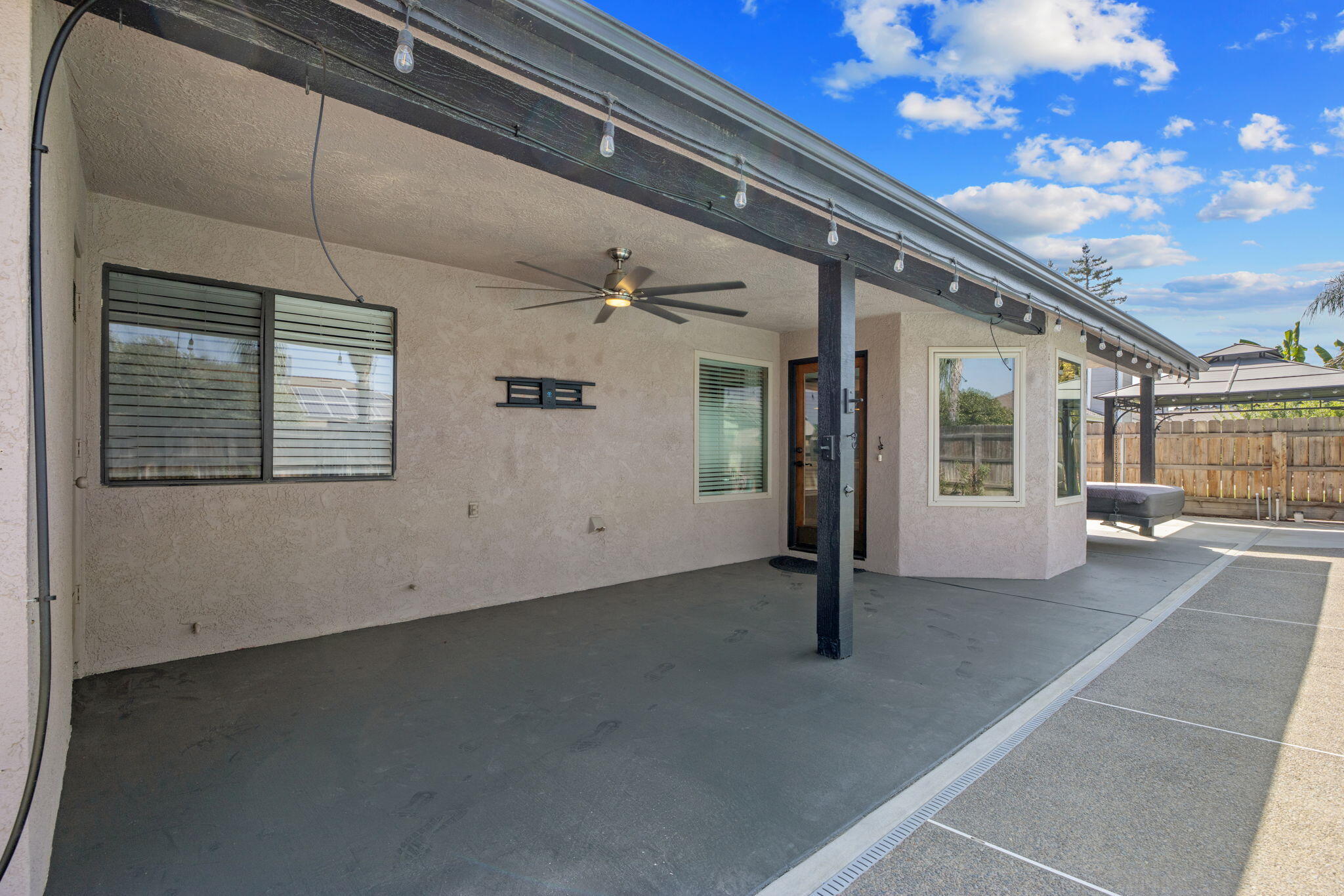 3118 W Dorothea Ave, Visalia, CA 93277