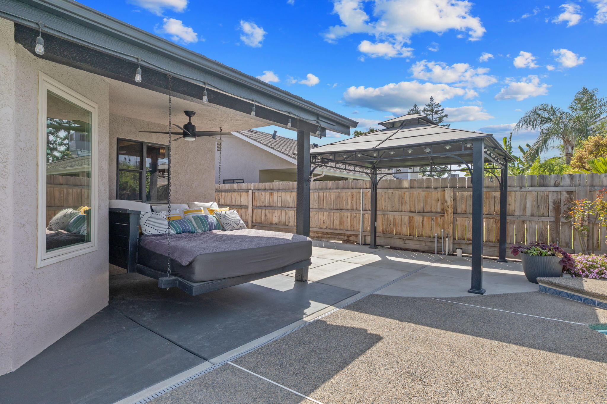 3118 W Dorothea Ave, Visalia, CA 93277
