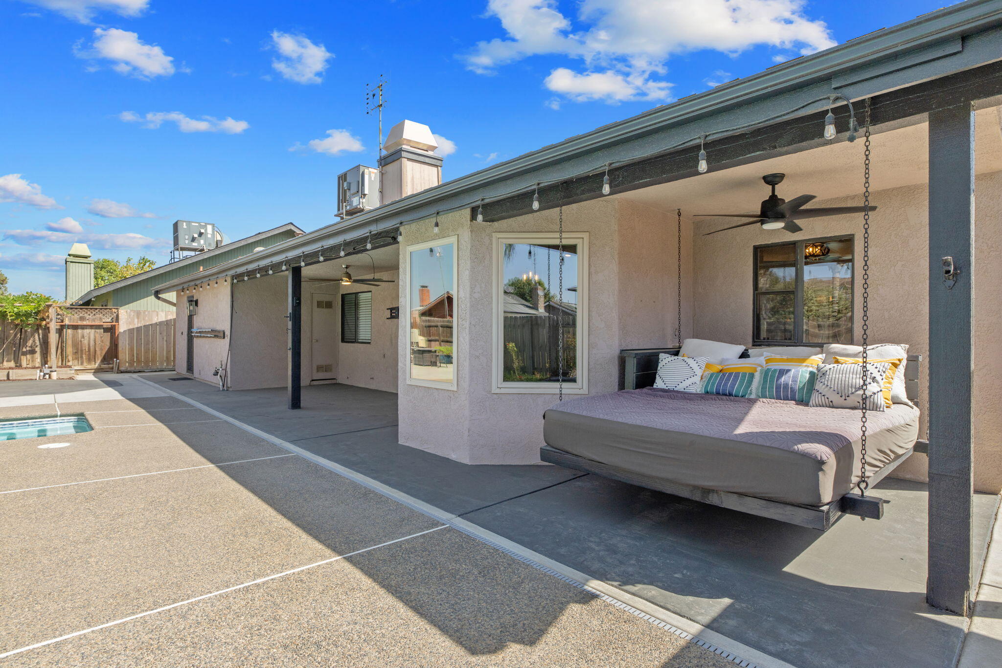3118 W Dorothea Ave, Visalia, CA 93277