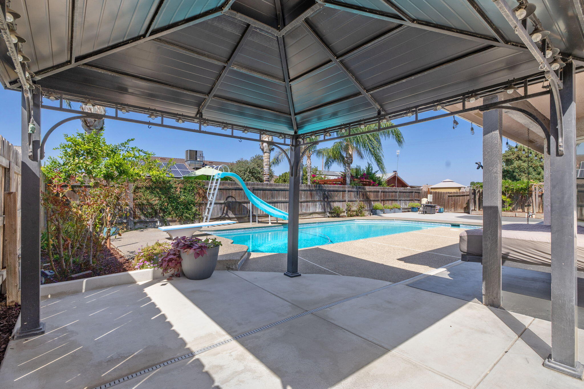 3118 W Dorothea Ave, Visalia, CA 93277