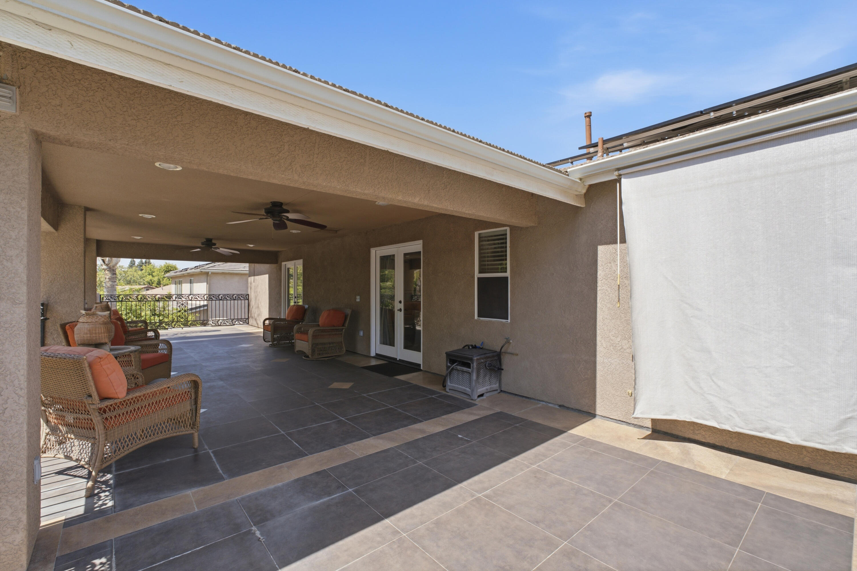 5733 W Babcock Ave, Visalia, CA 93291
