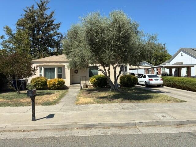 515 N Gem St, Tulare, CA 93274