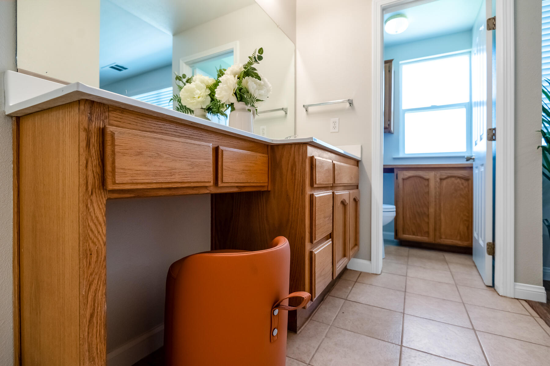 2115 N Virginia Ct, Farmersville, CA 93223