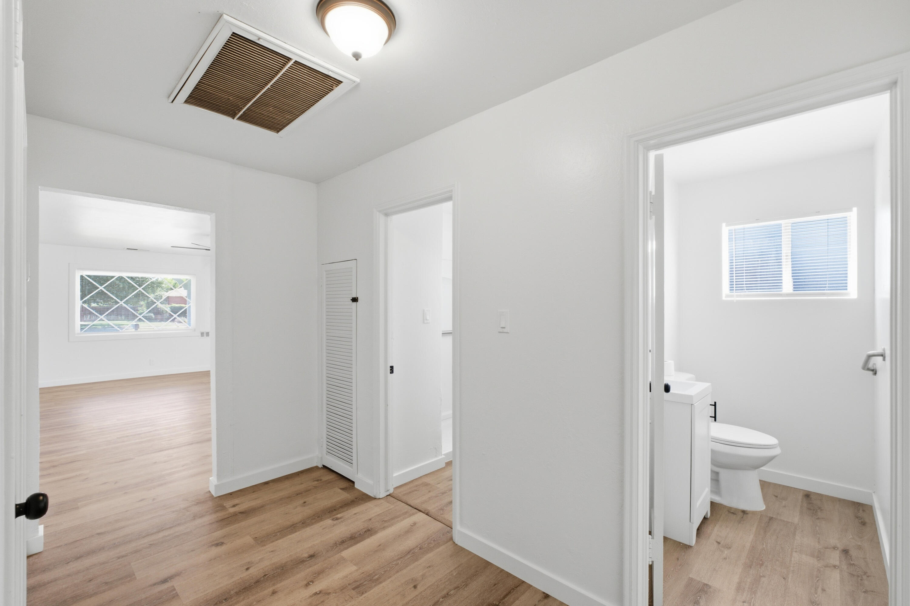 547 N M, Tulare, CA 93274