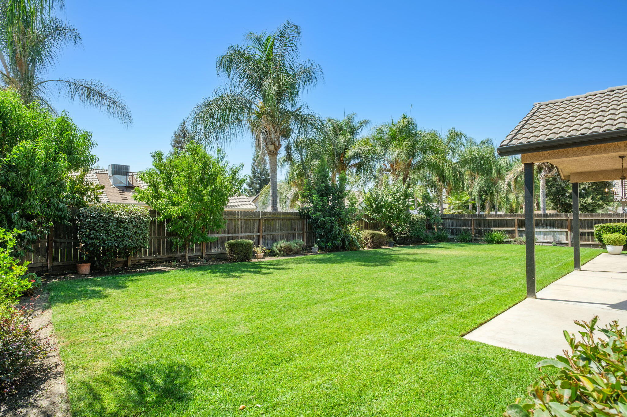 2717 W Wren Ave, Visalia, CA 93291