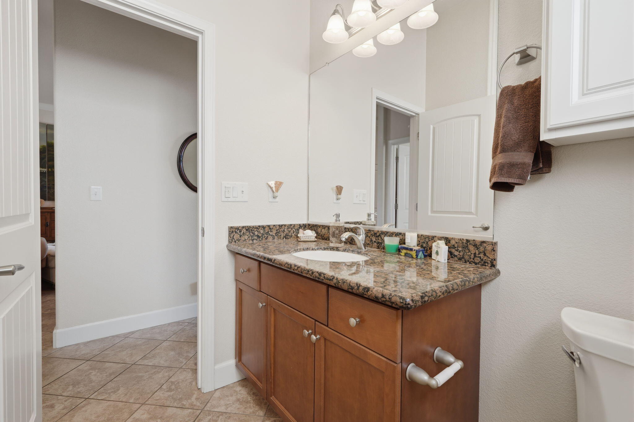 3536 S Tamarack St, Visalia, CA 93277