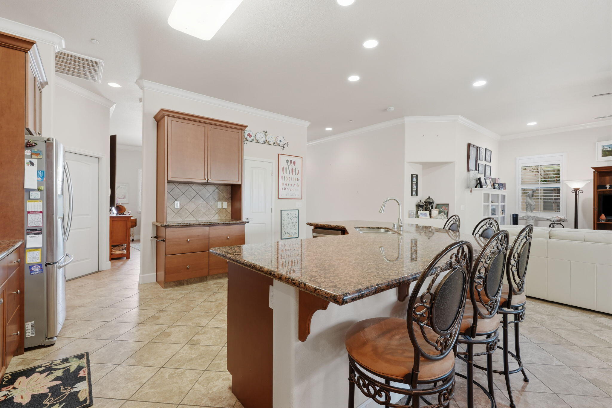 3536 S Tamarack St, Visalia, CA 93277