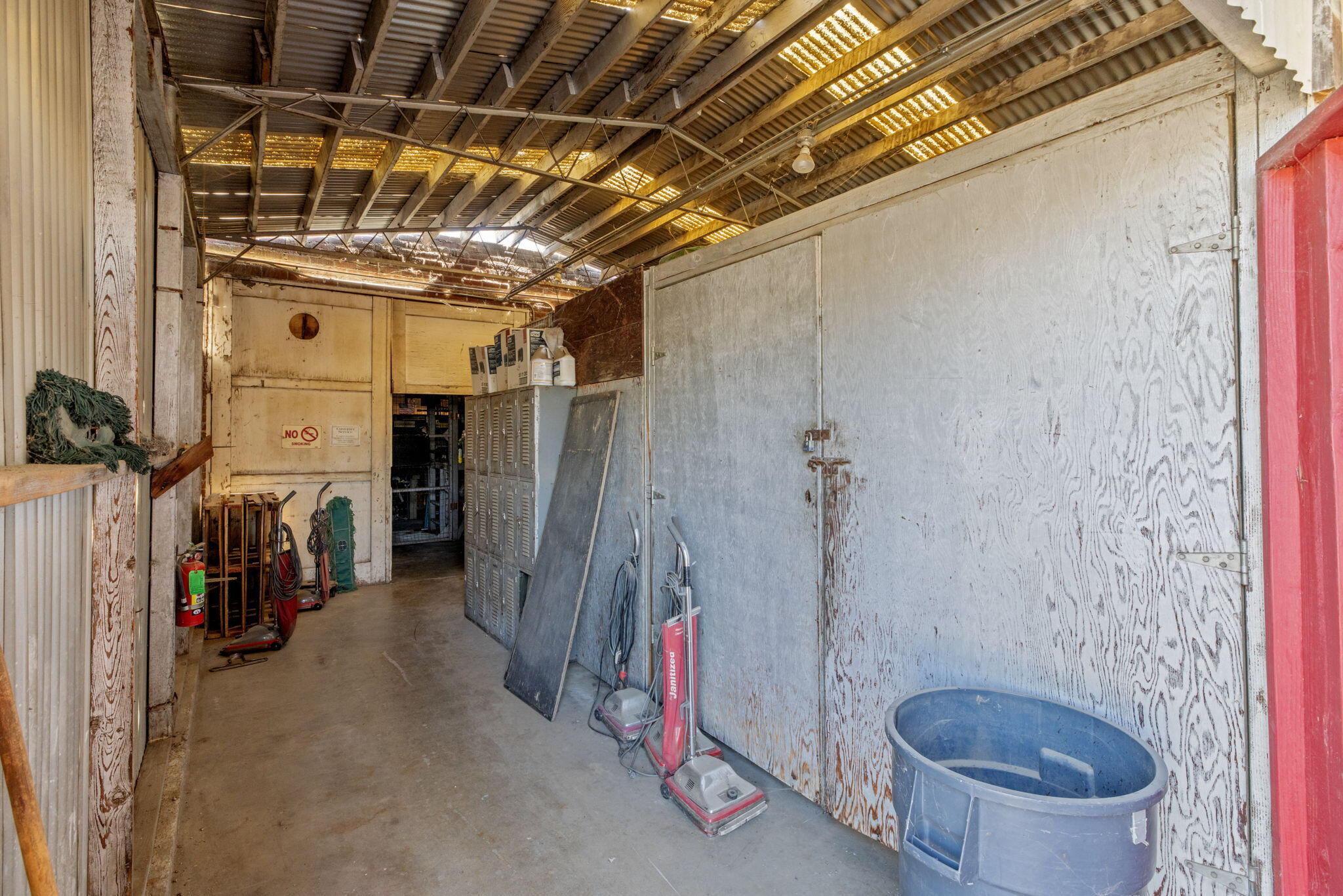1417 W Murray Ave, Visalia, CA 93291